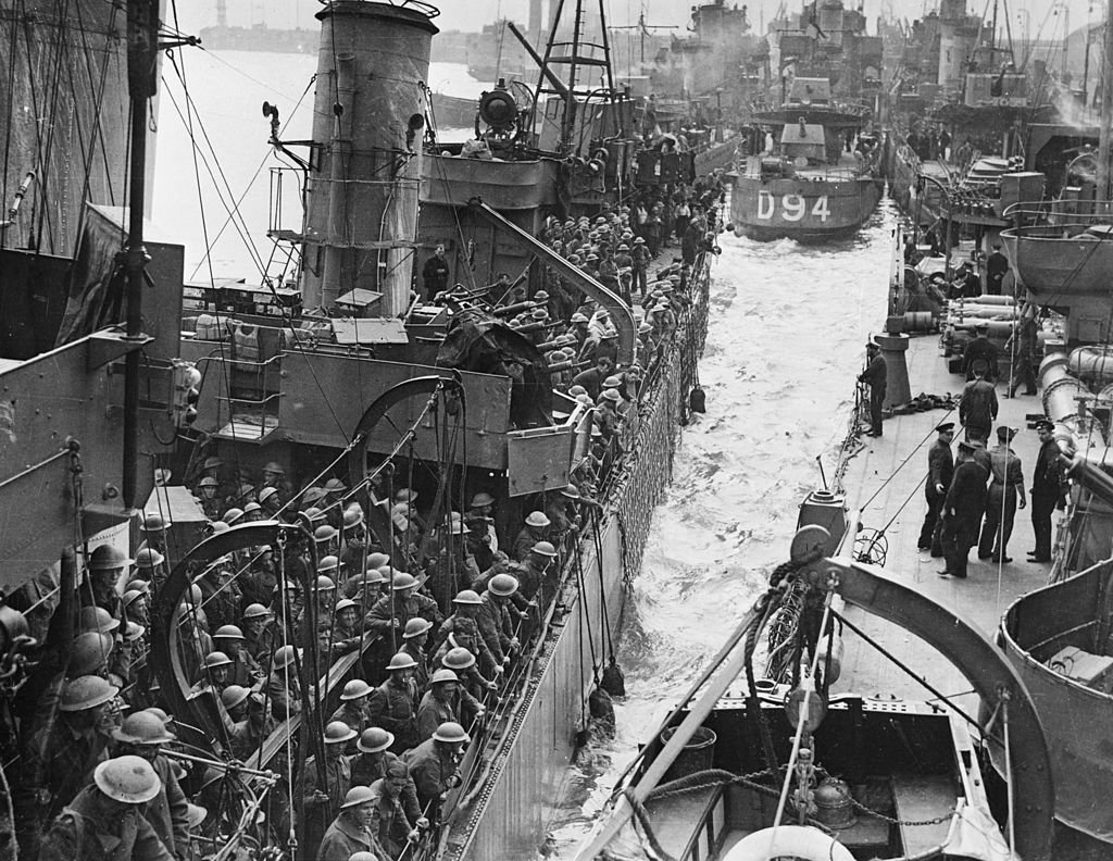 Les troupes alliées fuyant Dunkerque à la fin du mois de mai 1940. l Source : Getty Images