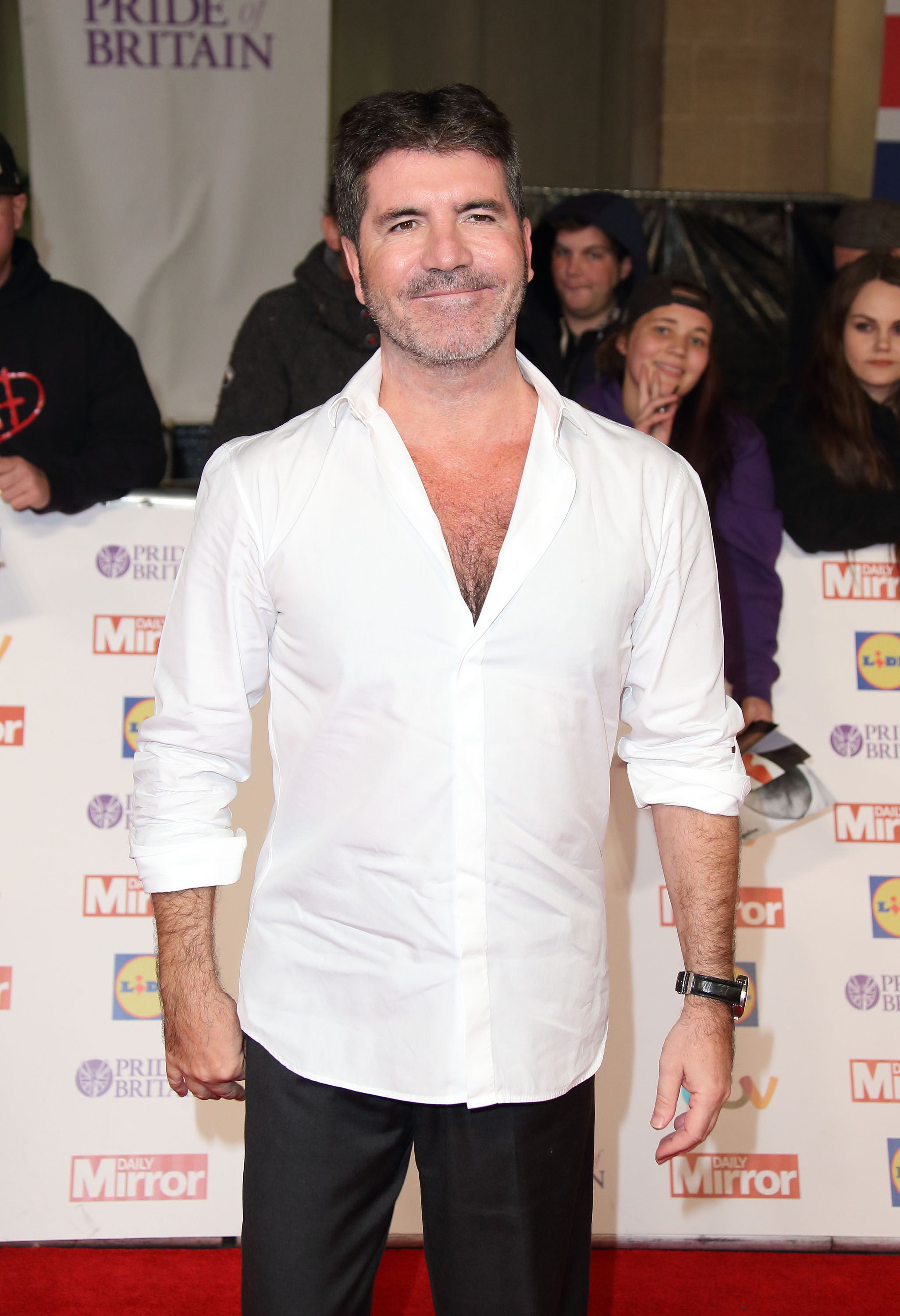 Simon Cowell assiste aux récompenses de la Pride of Britain le 28 septembre 2015 | Source : Getty Images