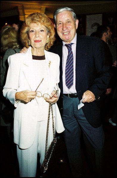 Rosy Varte et son mari Jean Pierre Badel au Théâtre de Paris Production. | Photo : Getty Images
