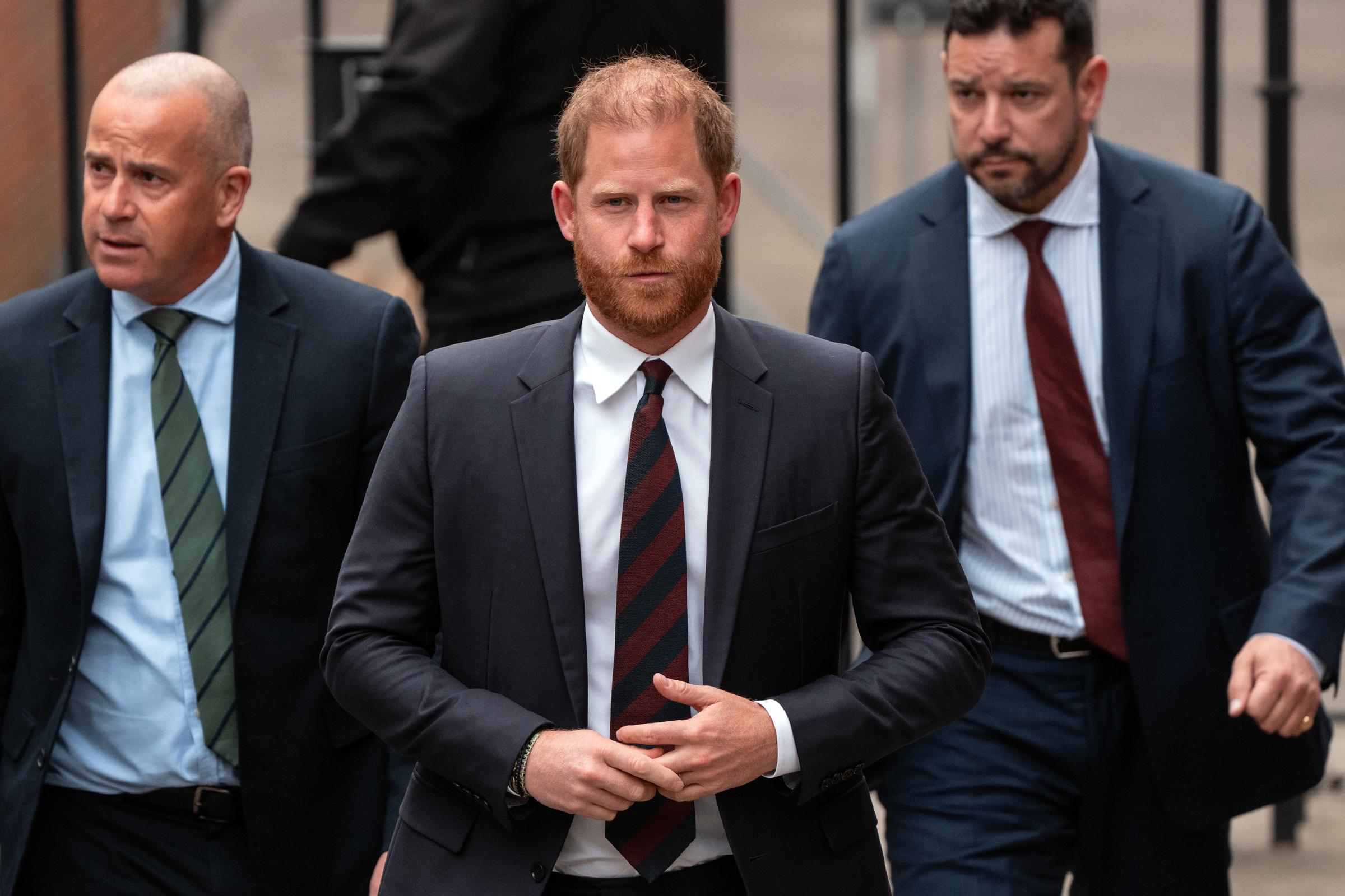 Le duc de Sussex à la cour royale de justice le 9 avril 2025, à Londres, en Angleterre. | Source : Getty Images