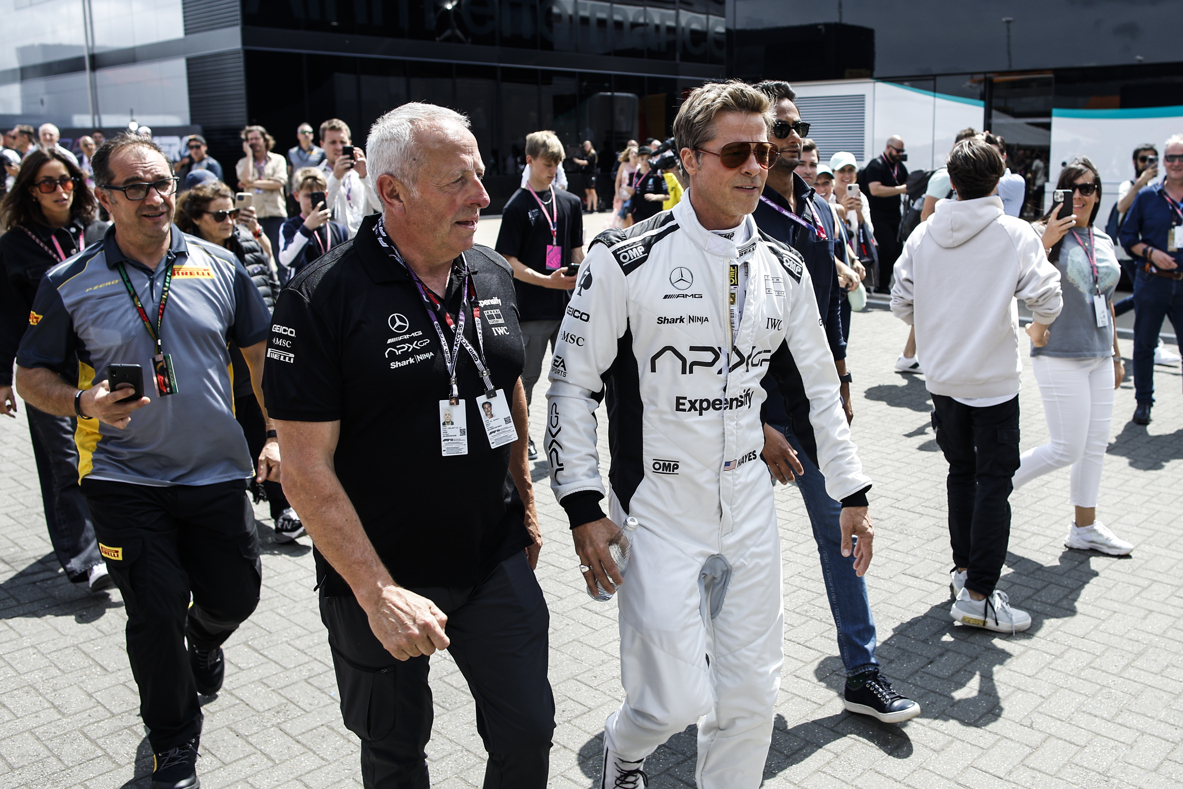 Brad Pitt au Grand Prix britannique de F1 Aramco à Silverstone, en Angleterre, le 9 juillet 2023 | Source : Getty Images