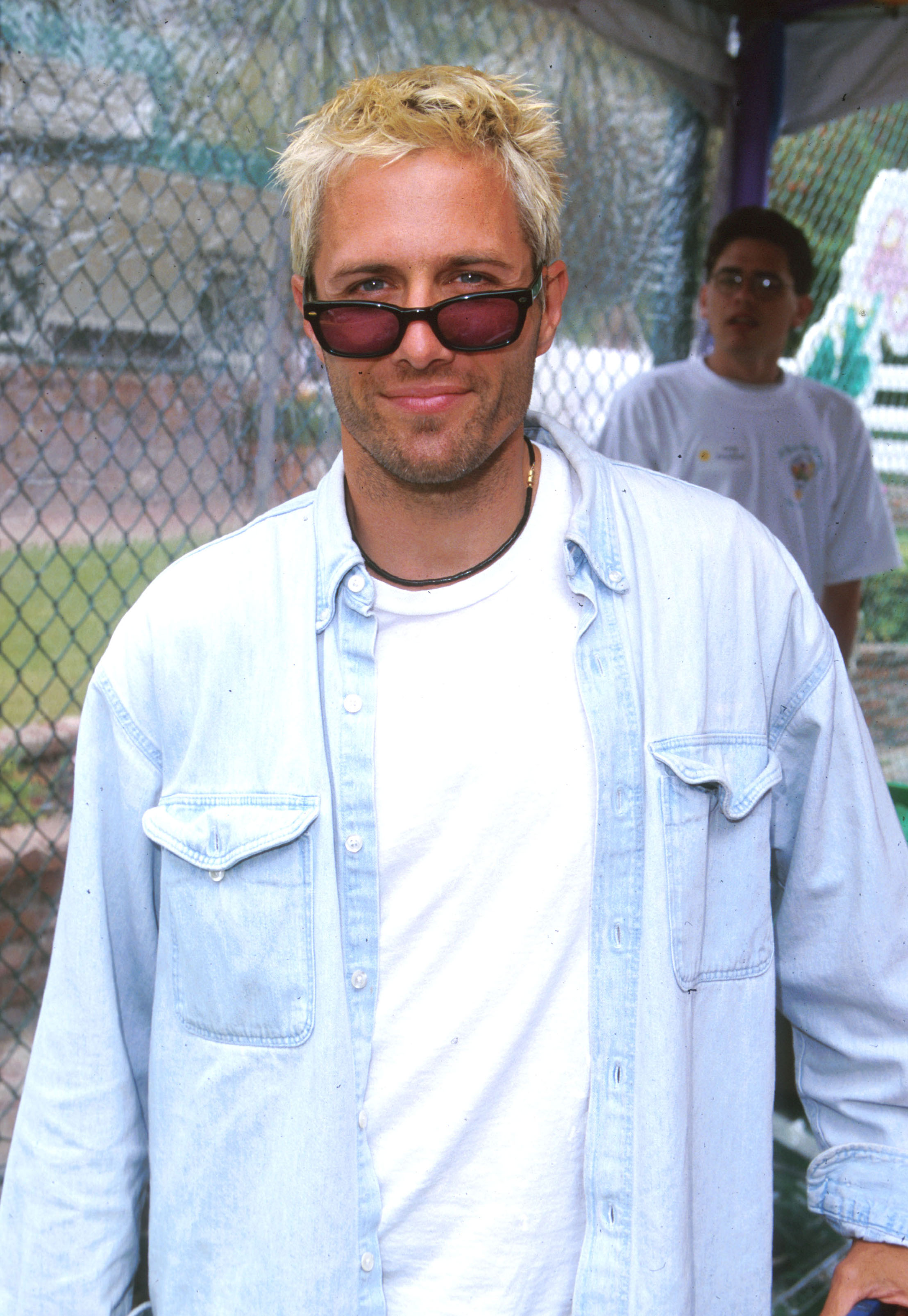 Rob Estes assiste à un événement de charité pour le SIDA pédiatrique le 1er janvier 1998 | Source : Getty Images