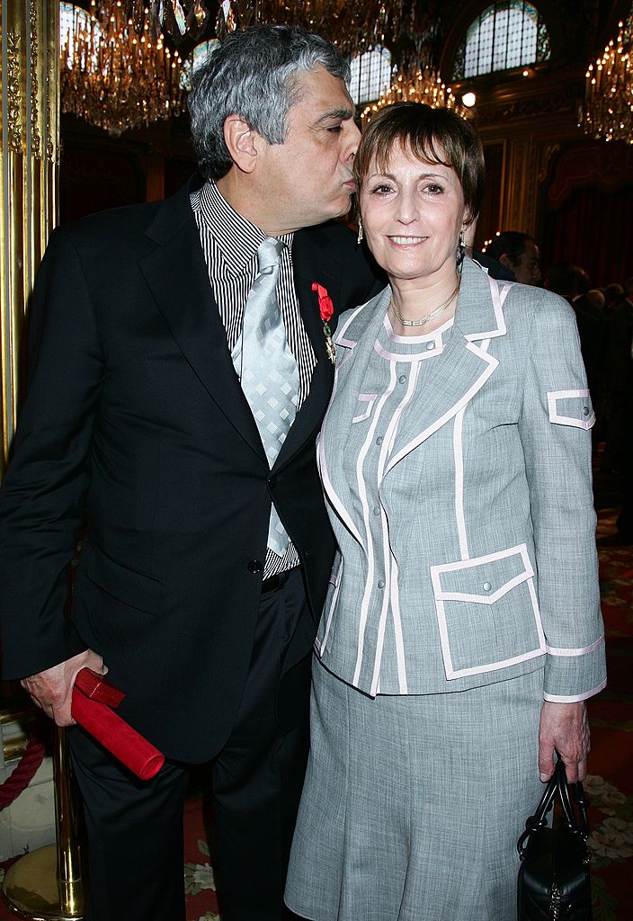 Enrico Macias ert sa femme Suzy. | Photo : Getty Images
