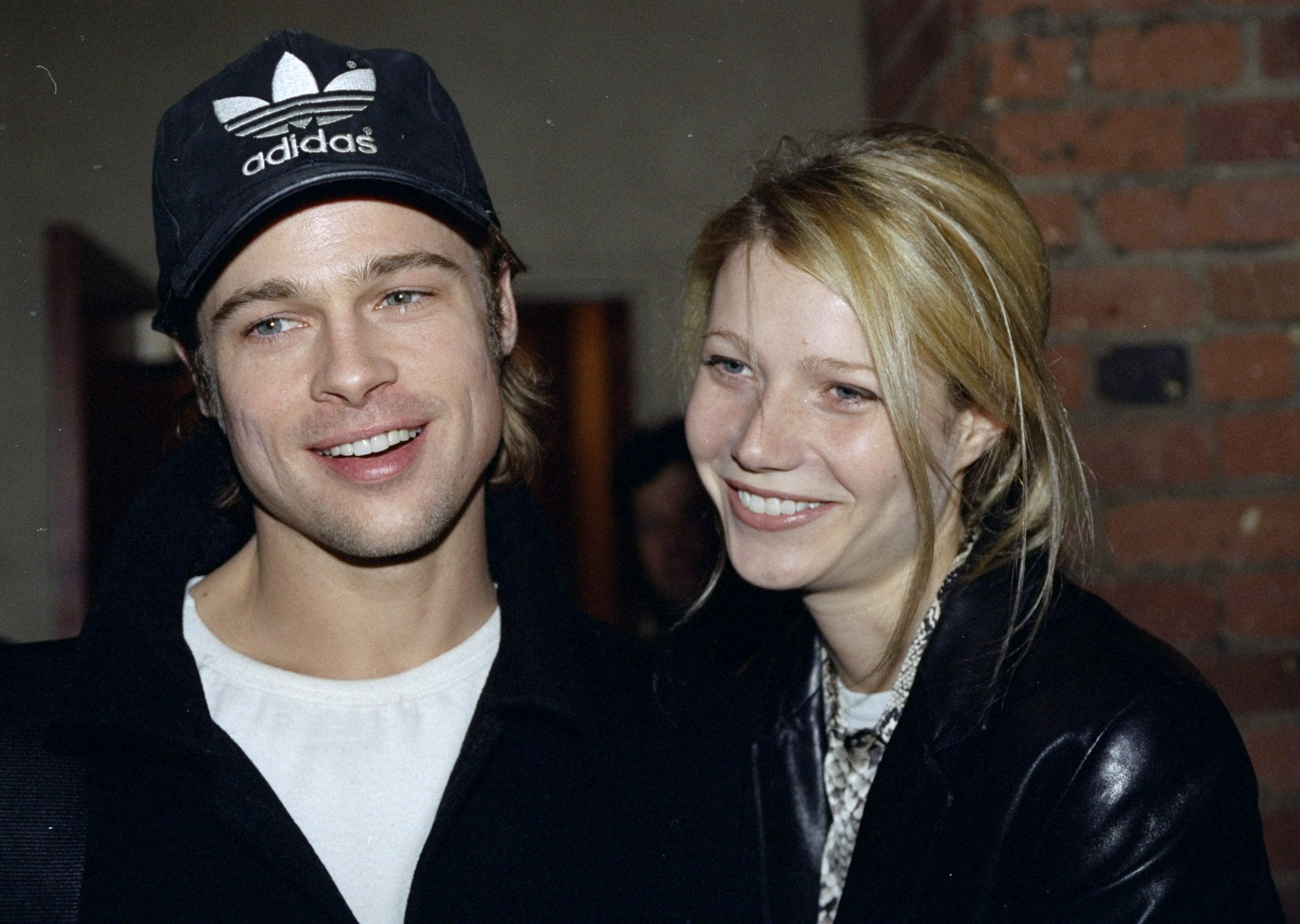 Brad Pitt et Gwyneth Paltrow lors de la projection de "Fargo" le 6 mars 1996 | Source : Getty Images
