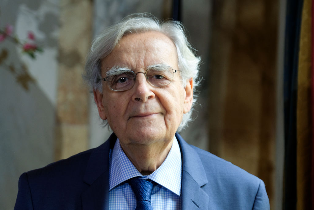 L'écrivain français Bernard Pivot lors de la conférence de presse du Prix Diálogo 2019 à Madrid le 11 juin 2019 Espagne | Sources : Getty Images