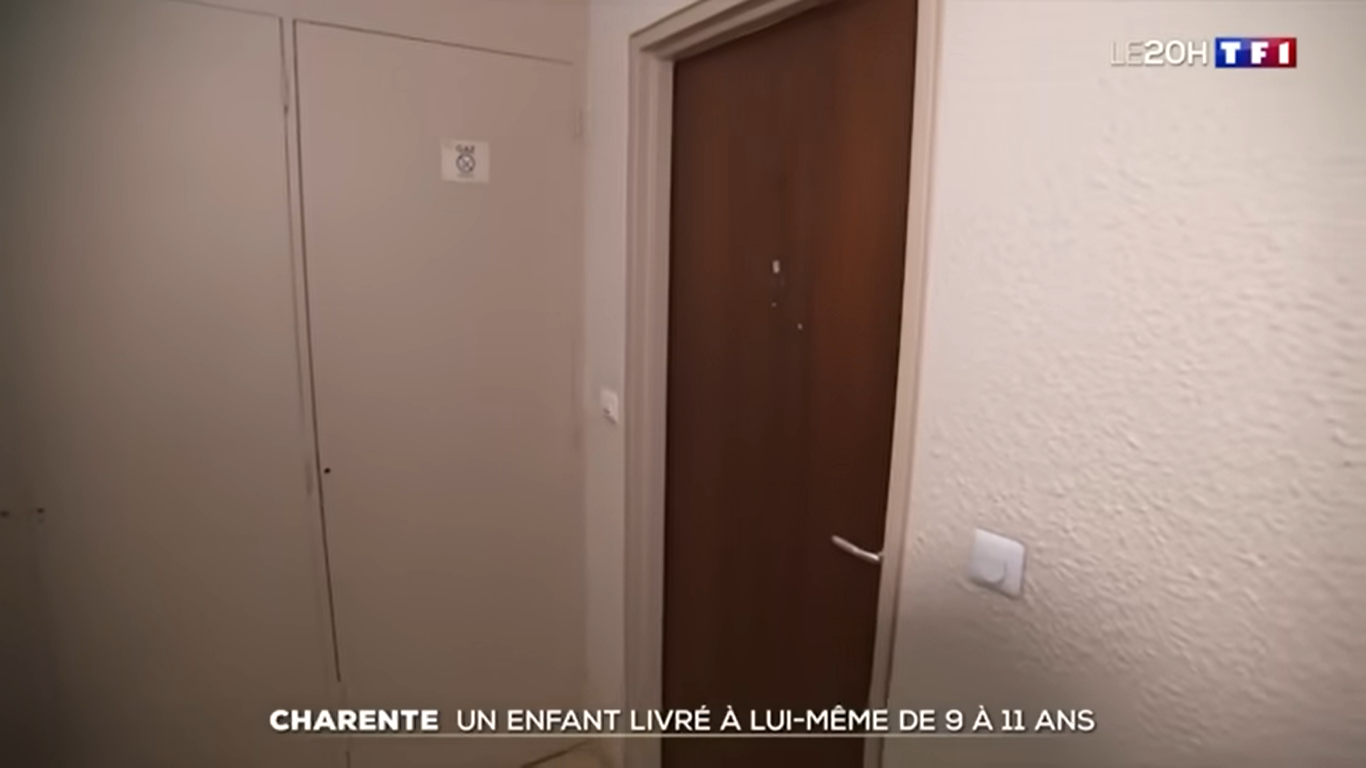 Le post de TF1 INFO montrant la pièce de l'appartement où vivait le garçon, daté du 19 janvier 2024 | Source : youtube.com/TF1INFO