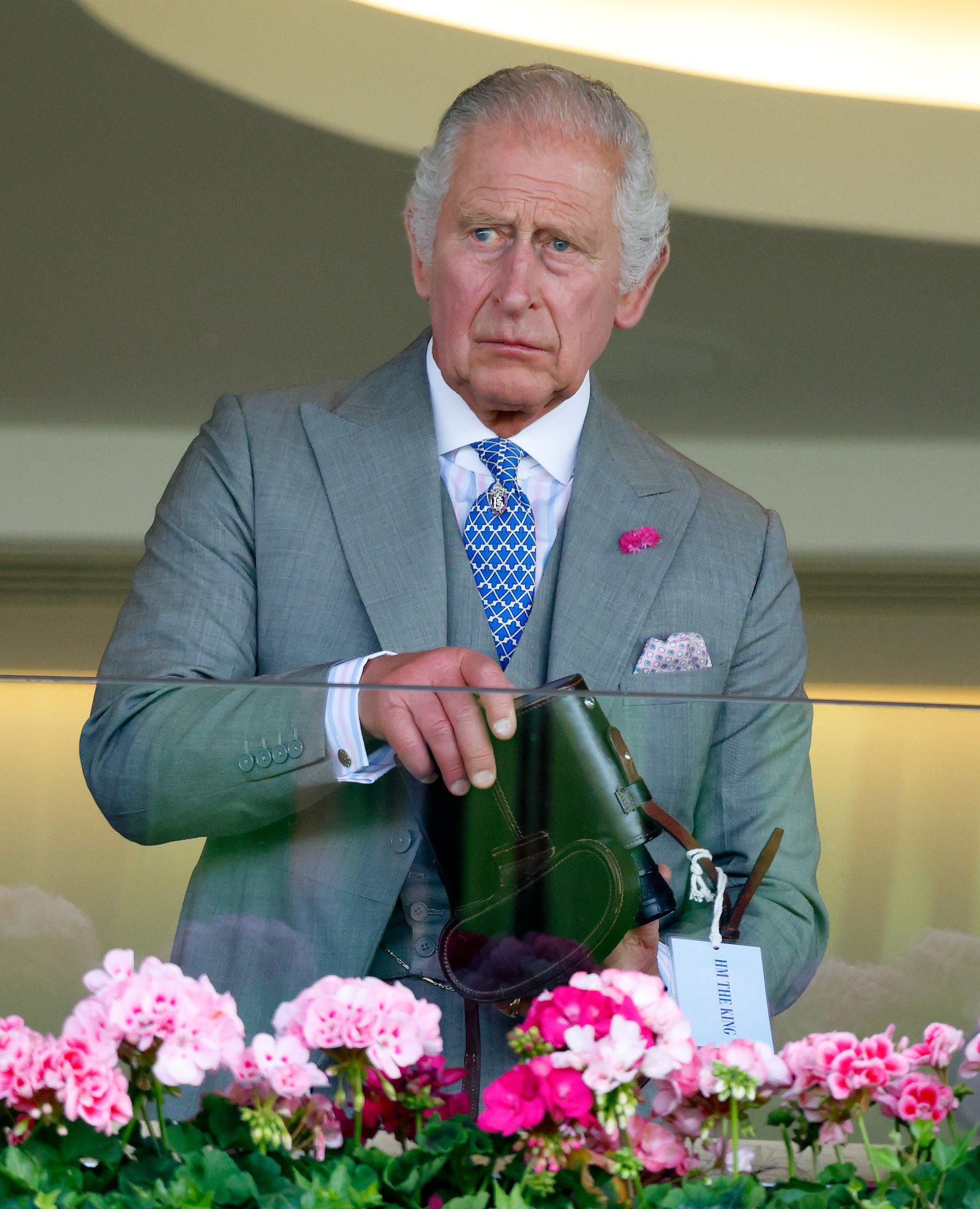 Le roi Charles III se prépare à regarder son cheval, Circle of Fire, courir à Royal Ascot le 21 juin 2023 | Source : Getty Images