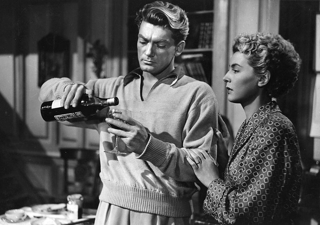 Jean Marais et Marie Dea dans "Orphée" en 1949. l Source : Getty Images