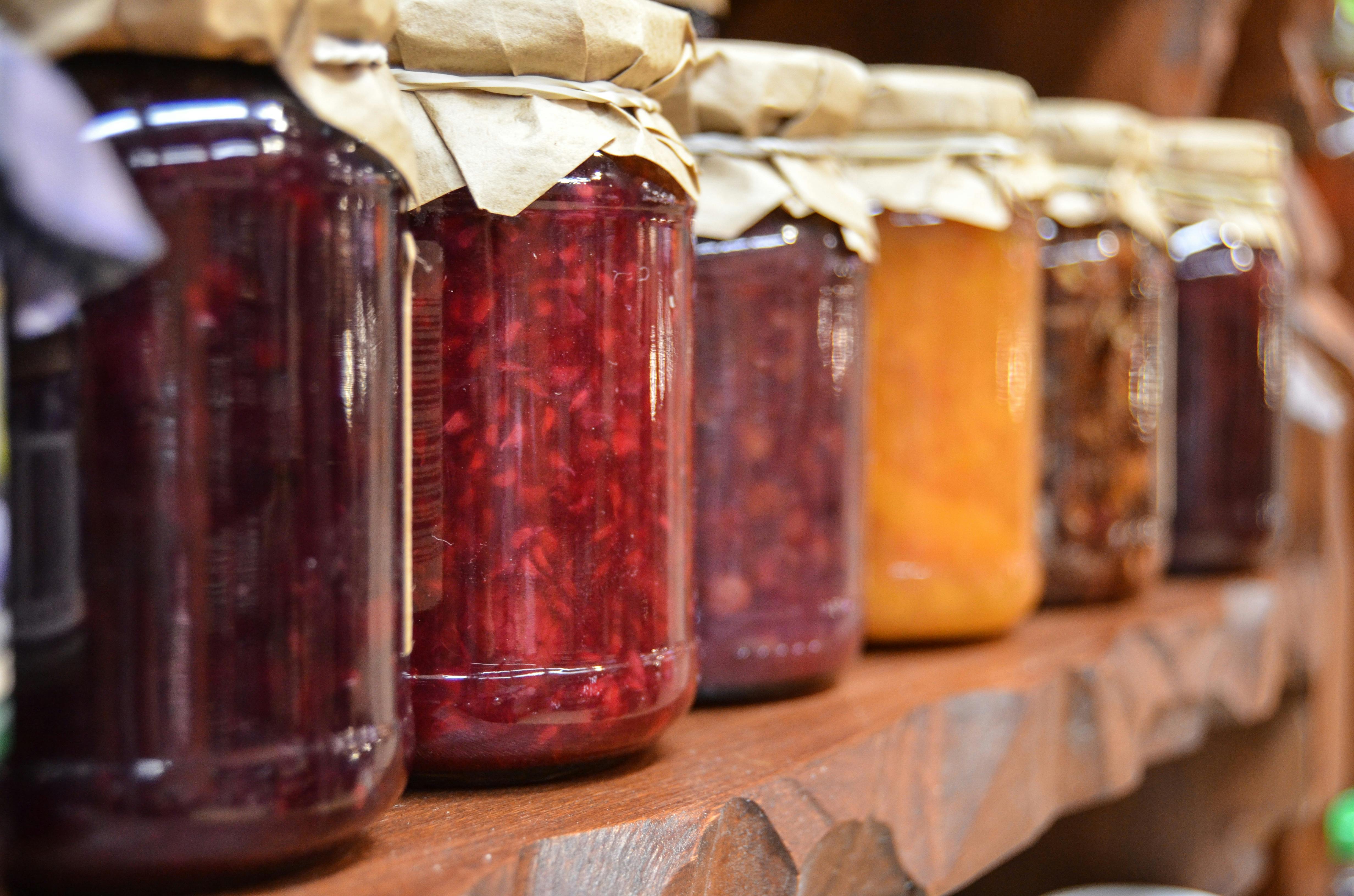 Gardens in a pantry | Source: Pexels