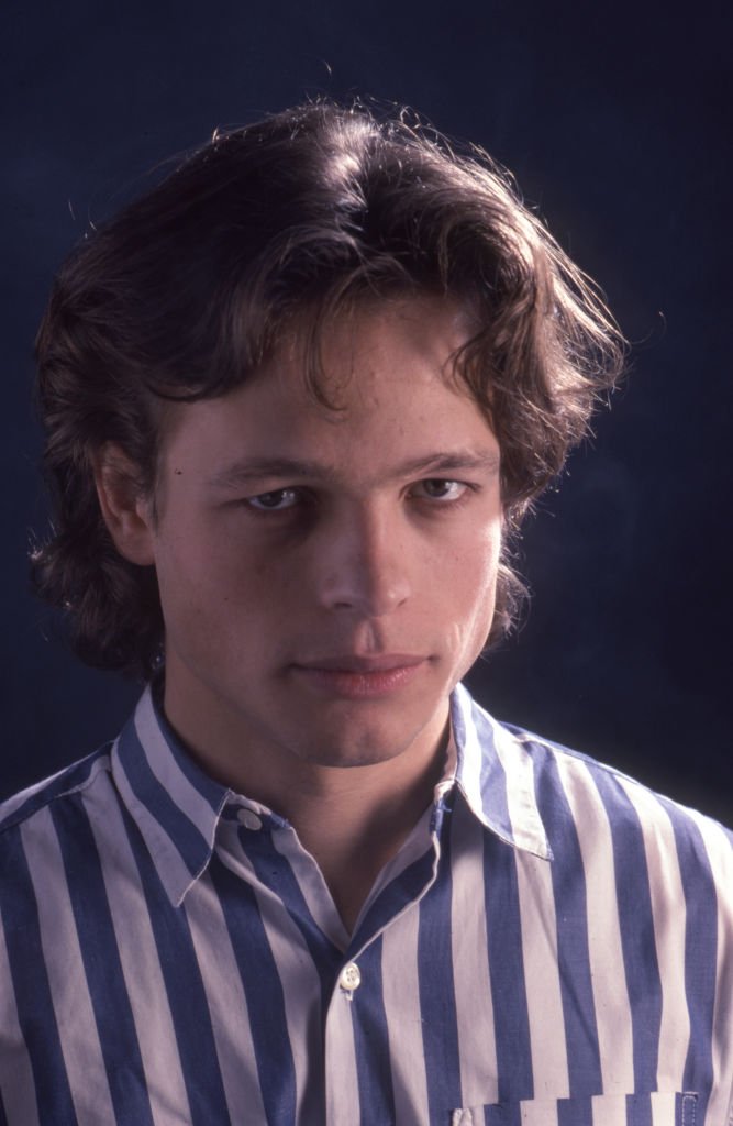 L'acteur français Cris Campion à Paris en février 1987, France. | Photo : Getty Images