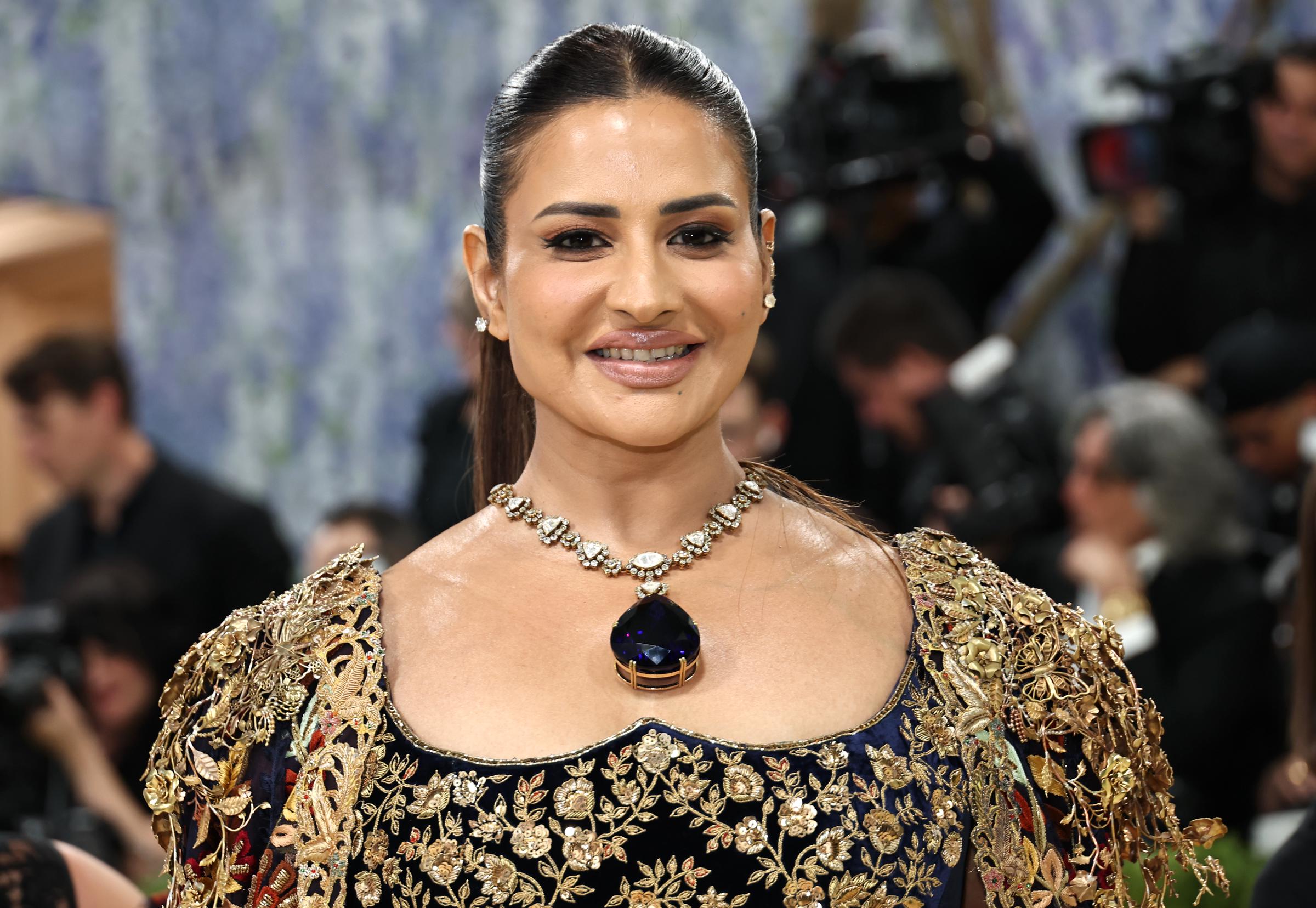 Sudha Reddy lors du Met Gala 2026, vêtue d'une tenue somptueuse rehaussée de bijoux | Source : Getty Images