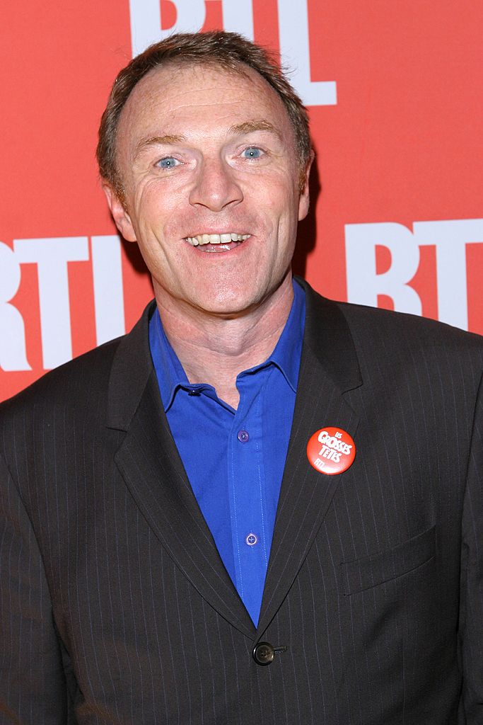 Christophe Hondelatte à la Tour Eiffel à Paris, France le 5 avril 2007. | Photo : Getty Images