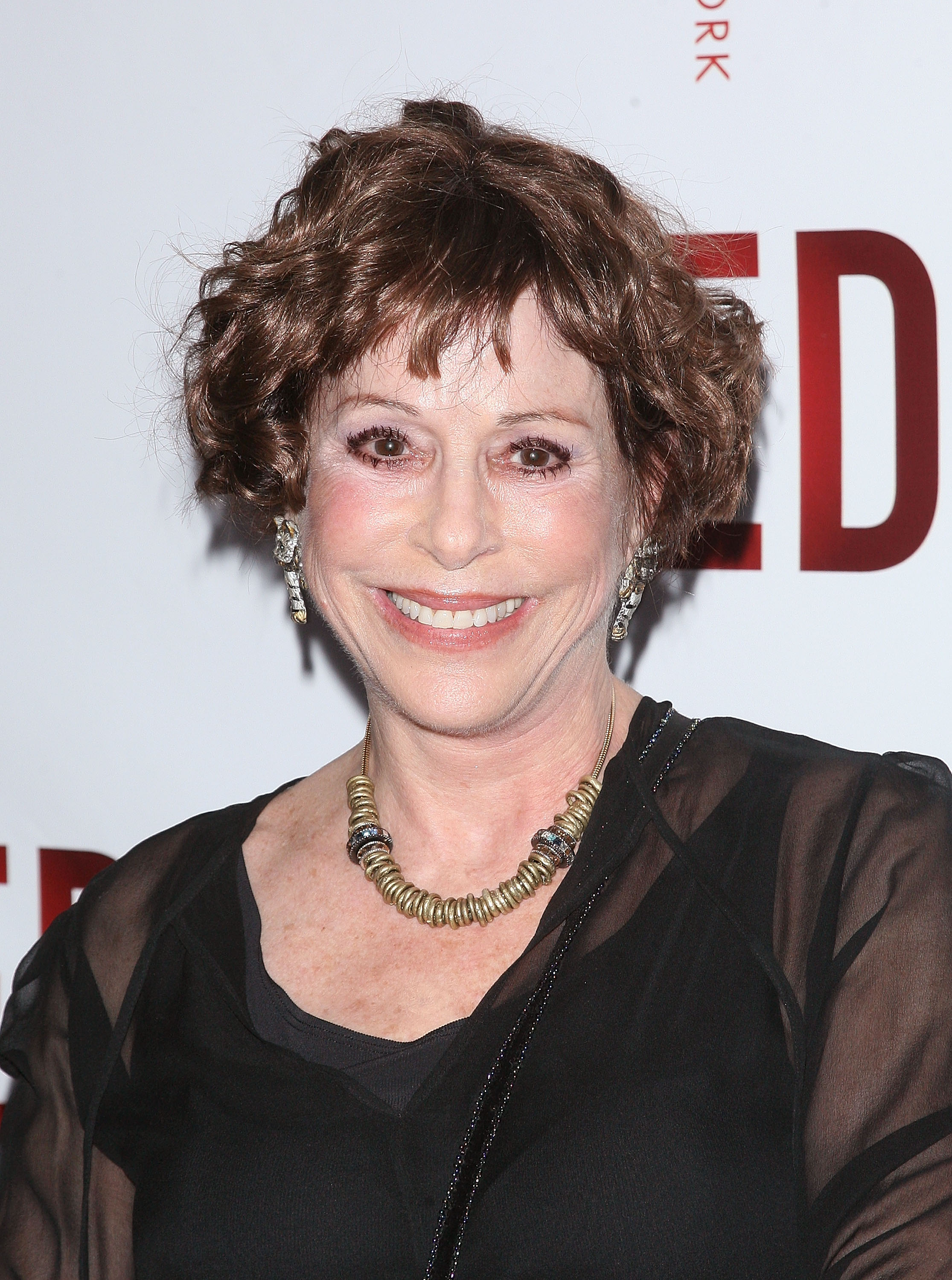 Louise Sorel assiste à la soirée d'ouverture de RED on Broadway à New York, le 1er avril 2010. | Source : Getty Images