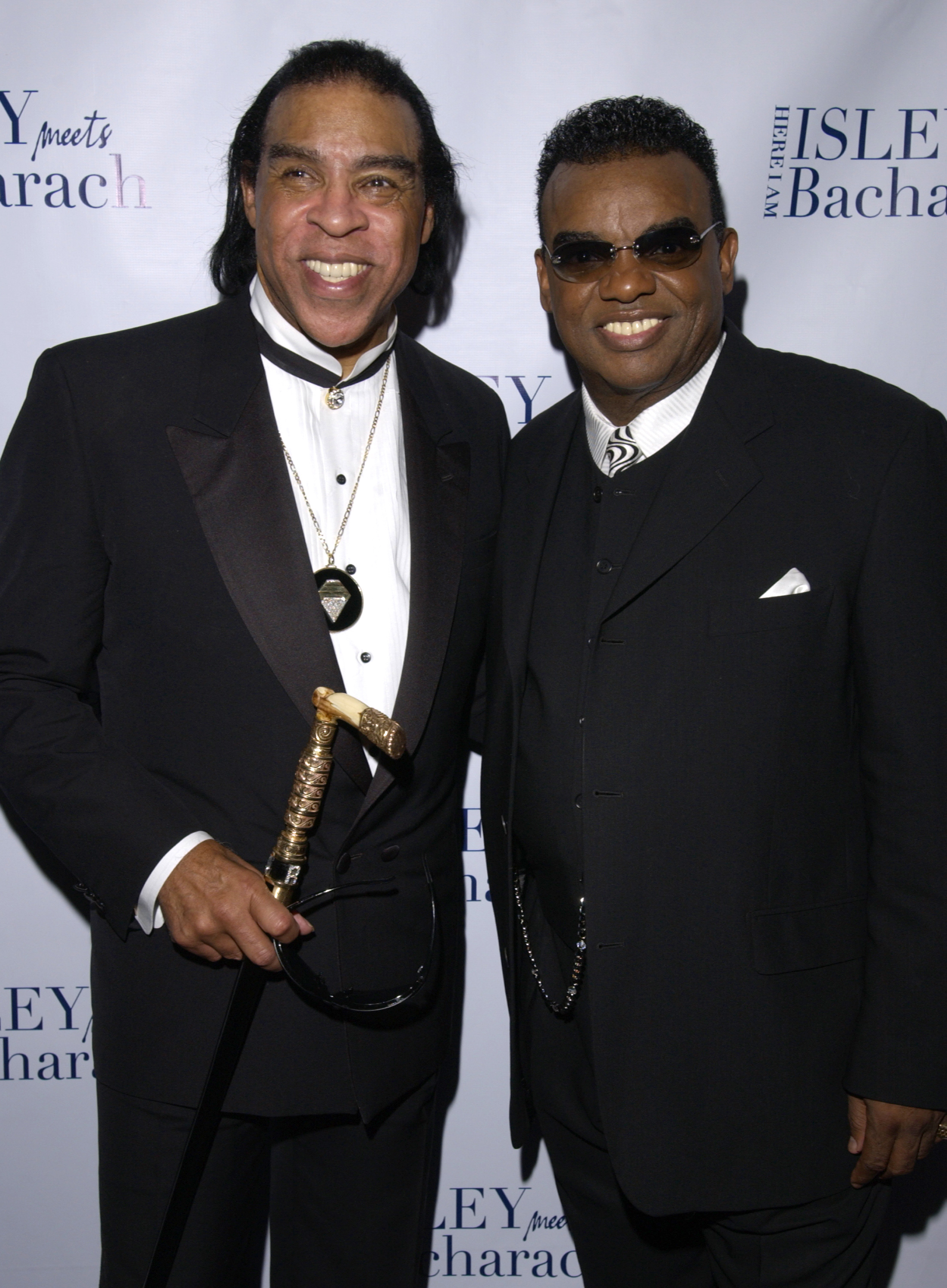 Rudolph et Ronald Isley à la soirée de sortie du disque "Isley Meets Bacharach" à New York en 2003 | Source : Getty Images