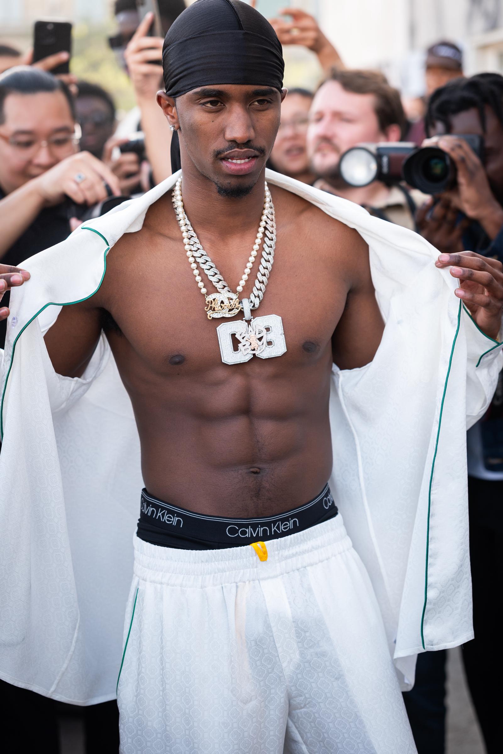 Christian Combs pose à l'extérieur de Casablanca le 1er octobre 2023, à Paris, en France. | Source : Getty Images