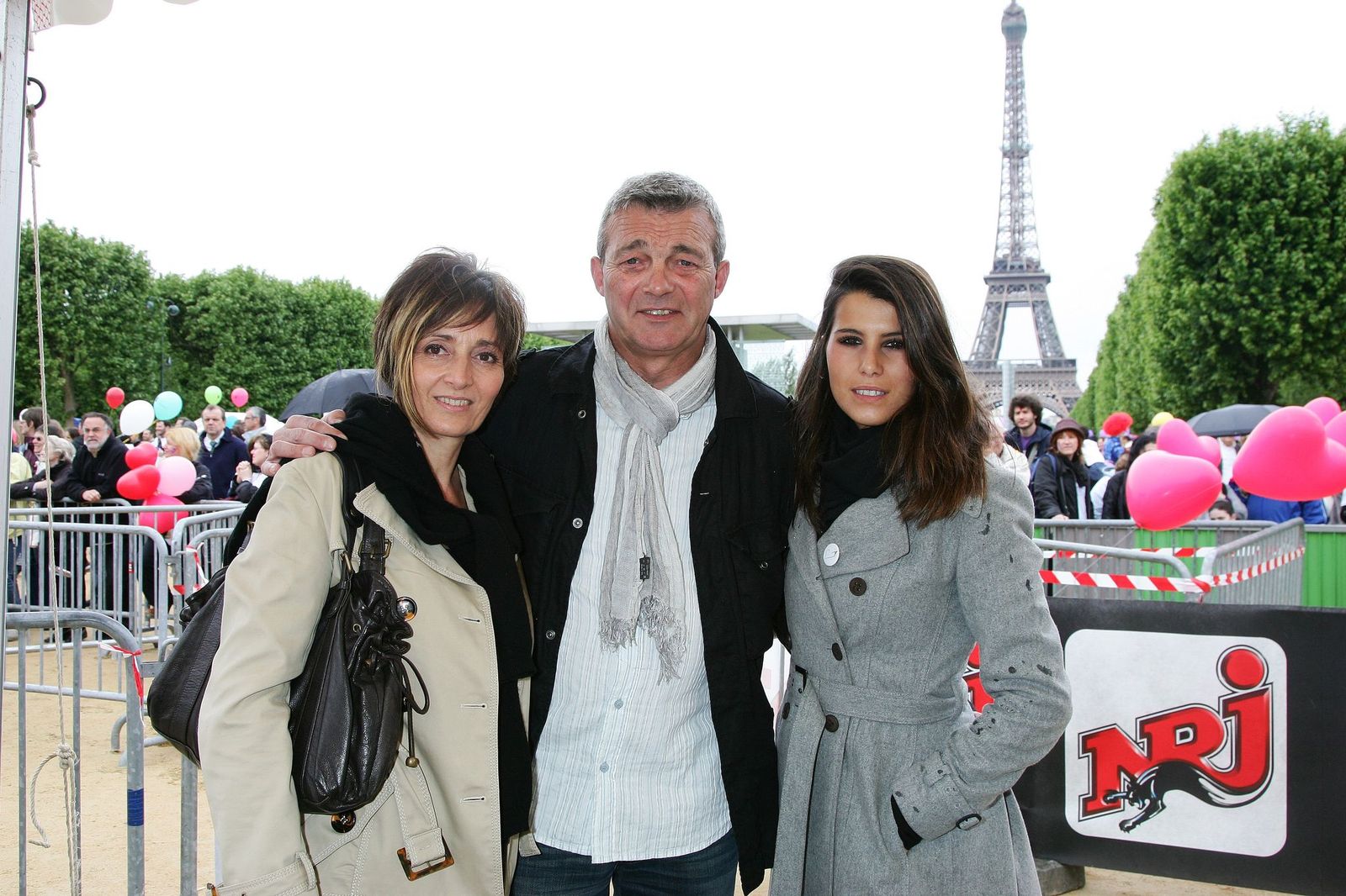 Laurence Lemarchal, Pierre Lemarchal et Karine Ferri | Photo : Getty Images