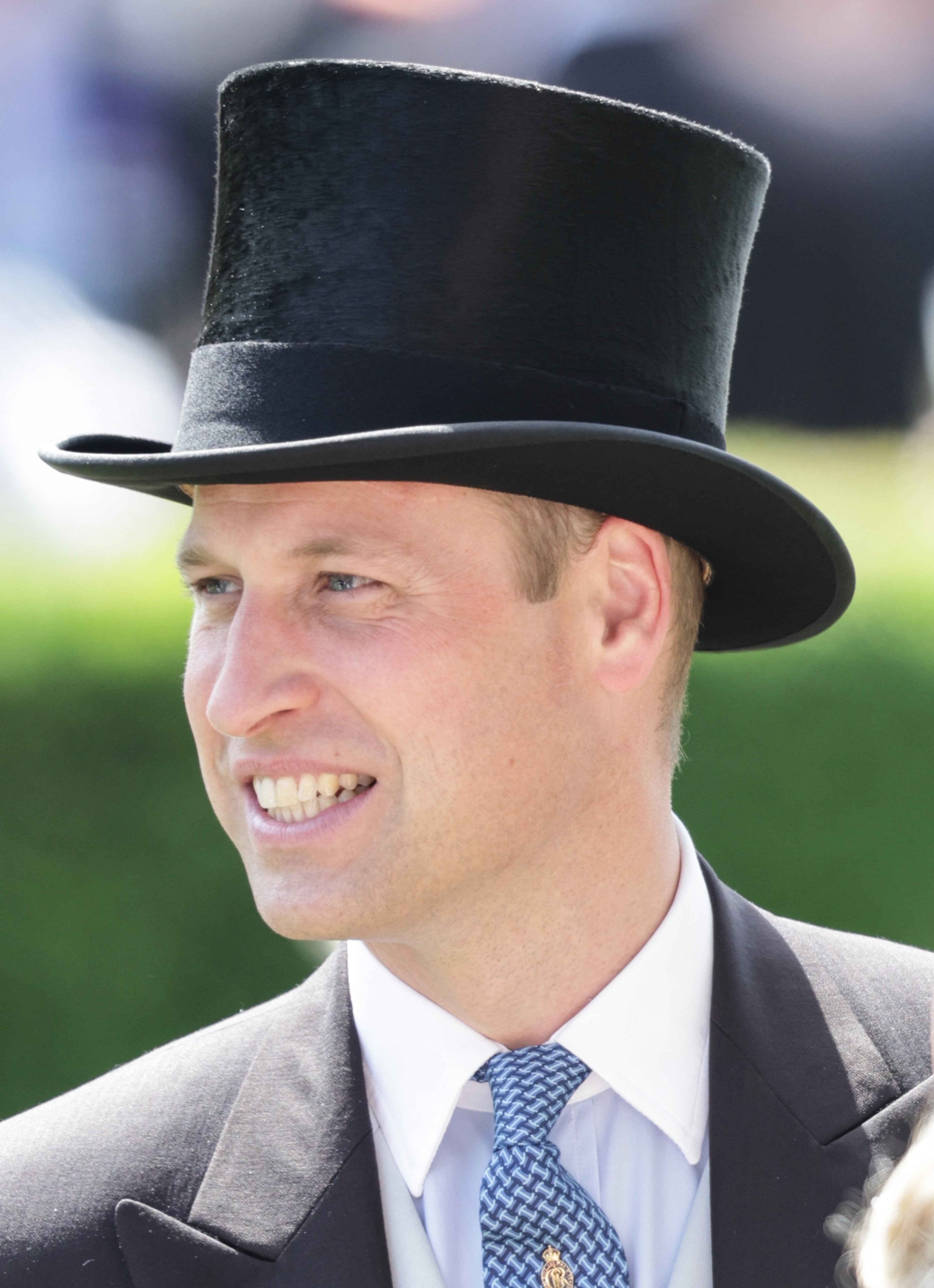 Le prince William, duc de Cambridge, sourit sur le ring de parade lors du Royal Ascot 2022 à l'hippodrome d'Ascot, le 17 juin 2022 à Ascot, en Angleterre | Source : Getty Images
