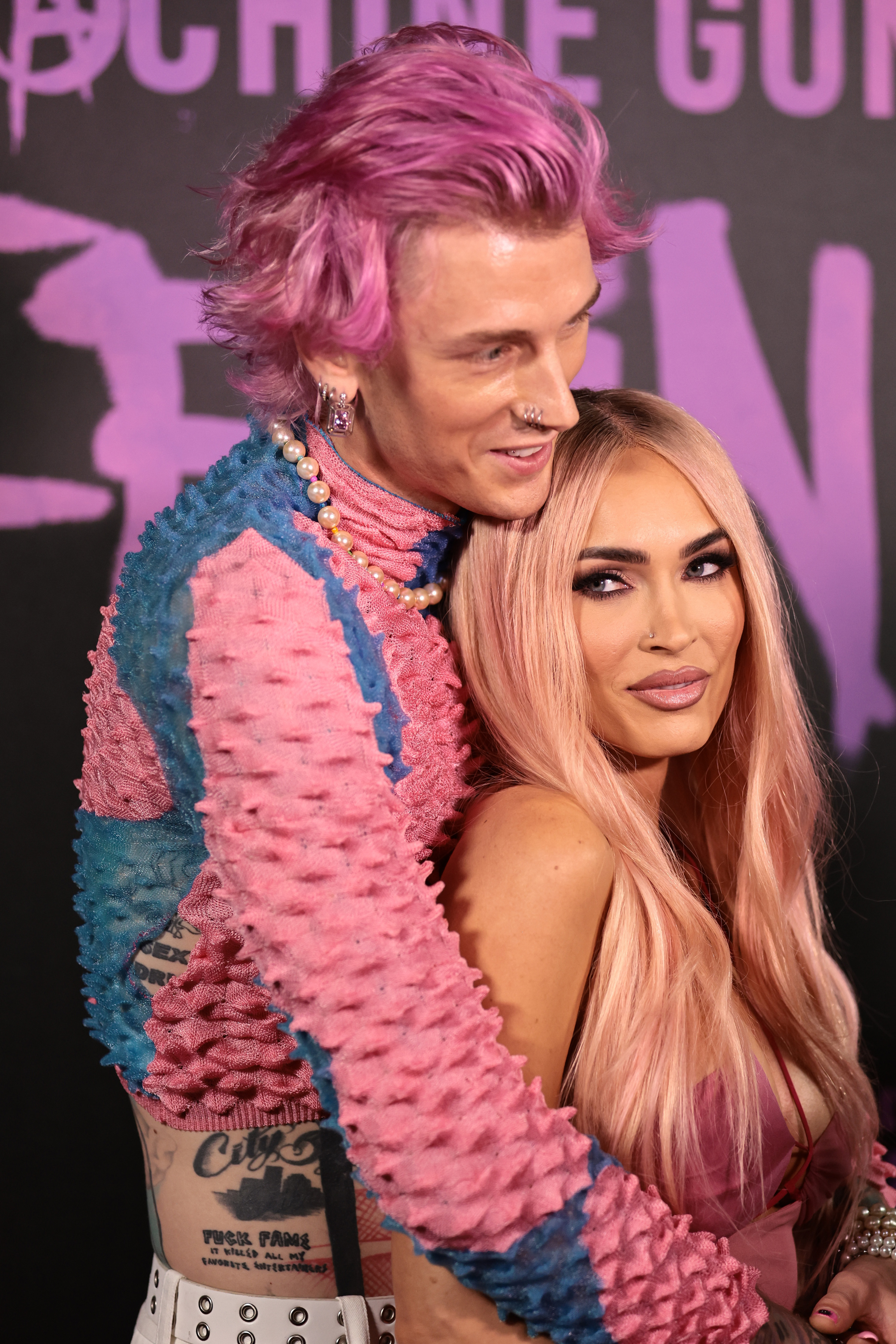 Machine Gun Kelly et Megan Fox lors de la première de "Machine Gun Kelly's Life In Pink" à New York le 27 juin 2022 | Source : Getty Images