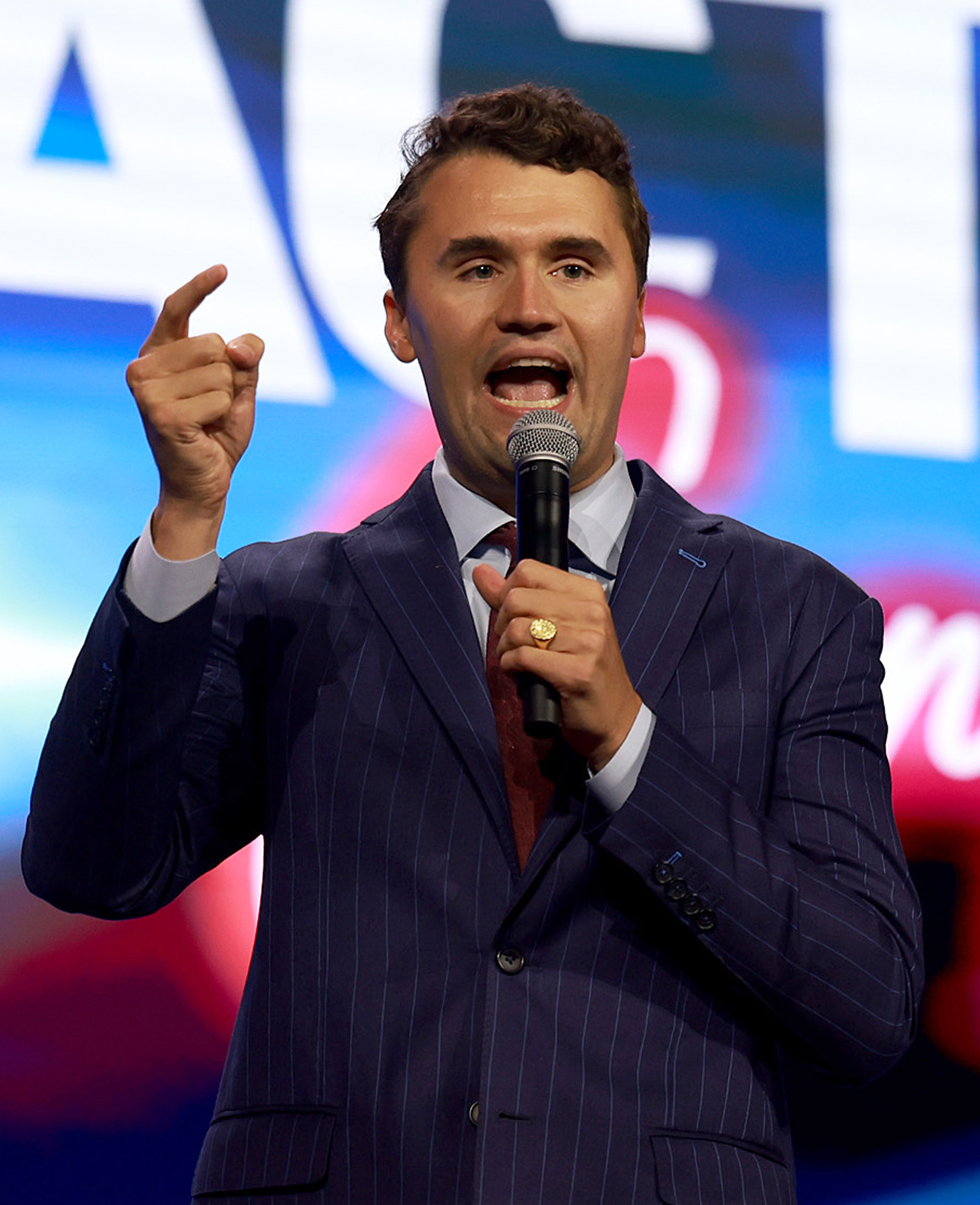 Charlie Kirk prend la parole lors de l'ouverture de la conférence Turning Point Action, le 15 juillet 2023, à West Palm Beach, en Floride | Source : Getty Images