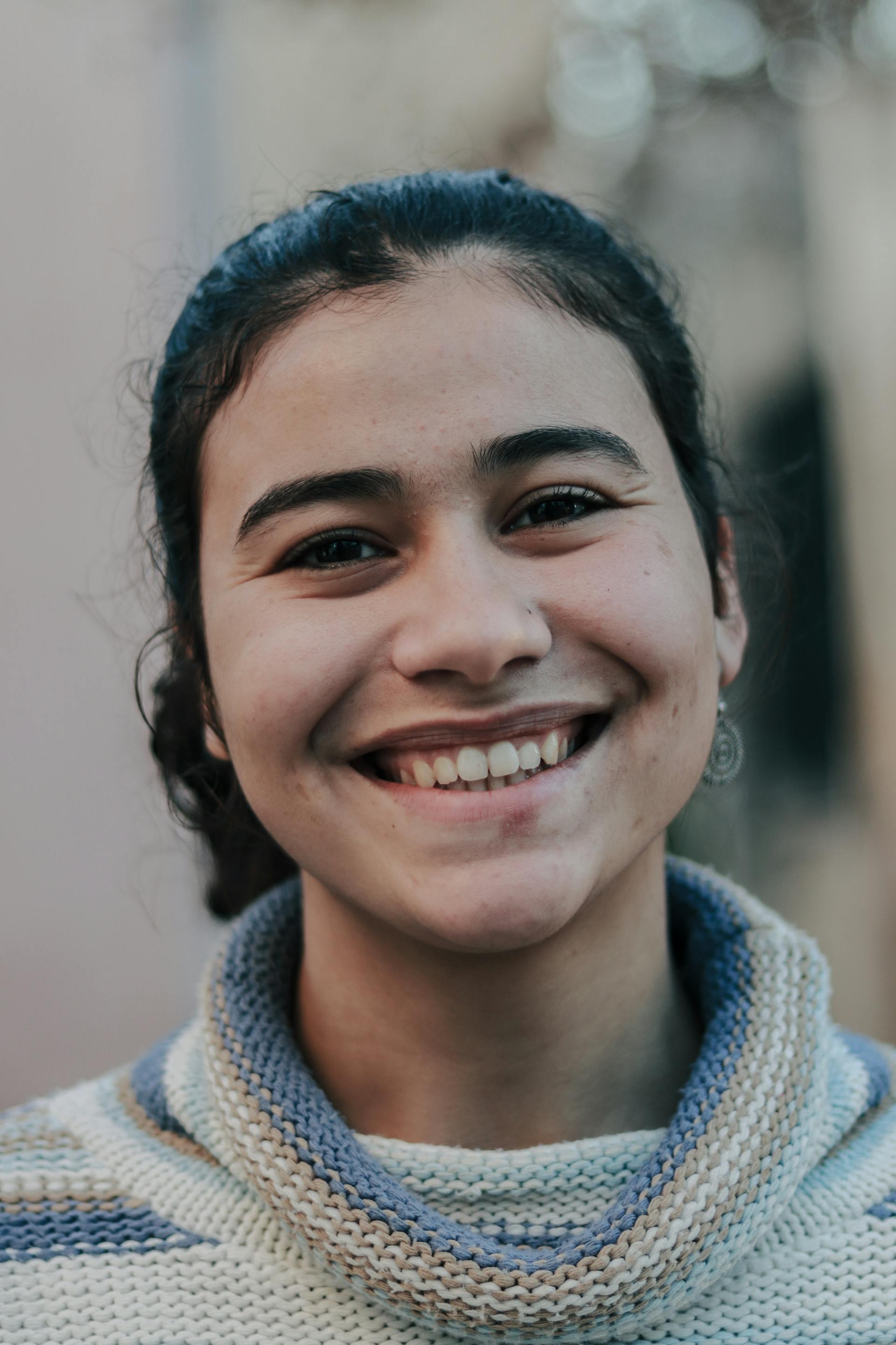 Une femme qui rit | Source : Pexels