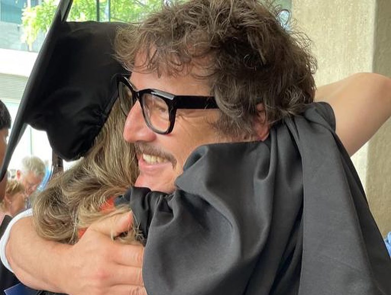 Lux et Pedro Pascal d'après un post daté du 24 mai 2023. | Source : Instagram/luxpascal_