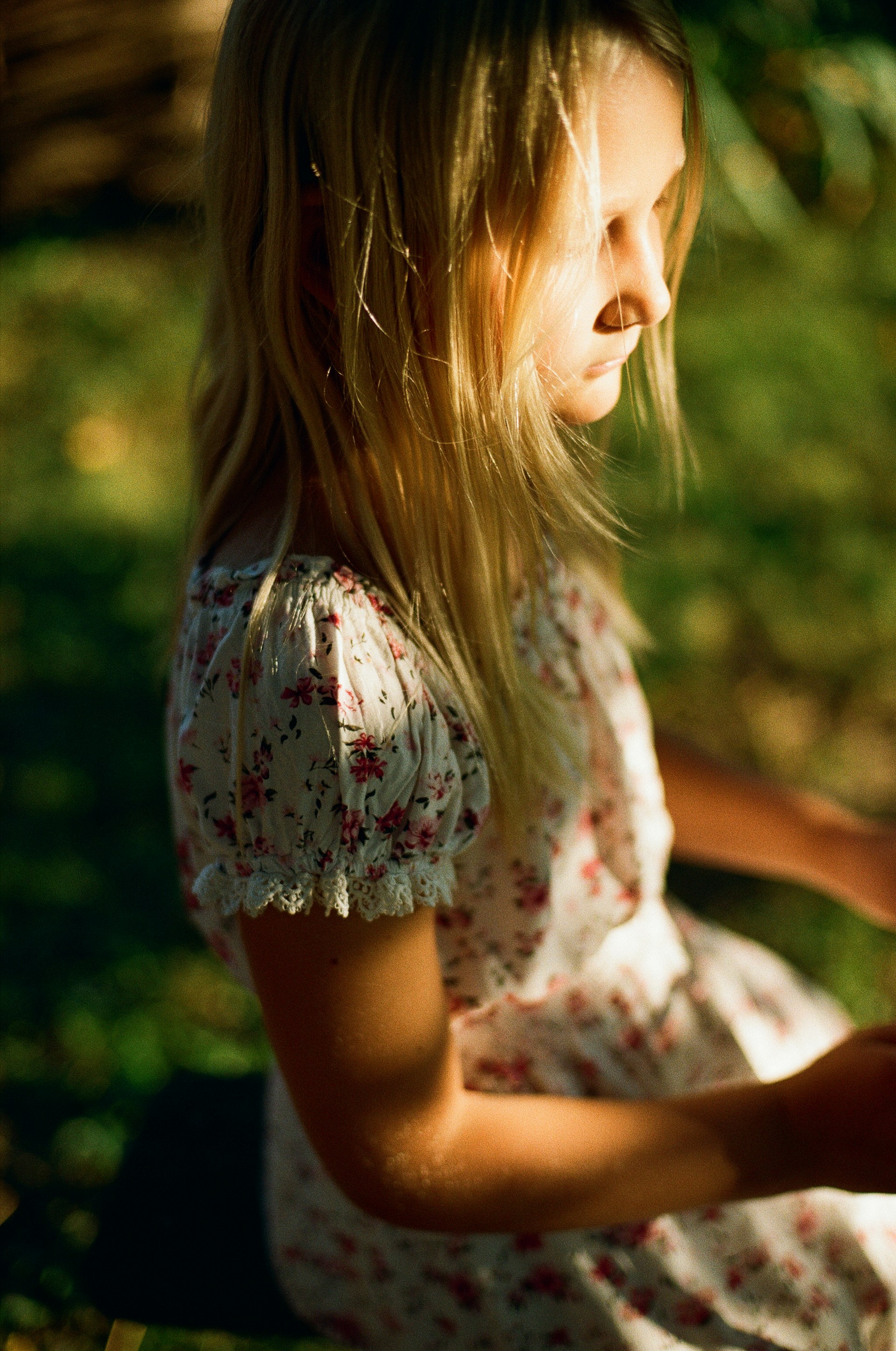 Une jeune fille déprimée | Source : Unsplash
