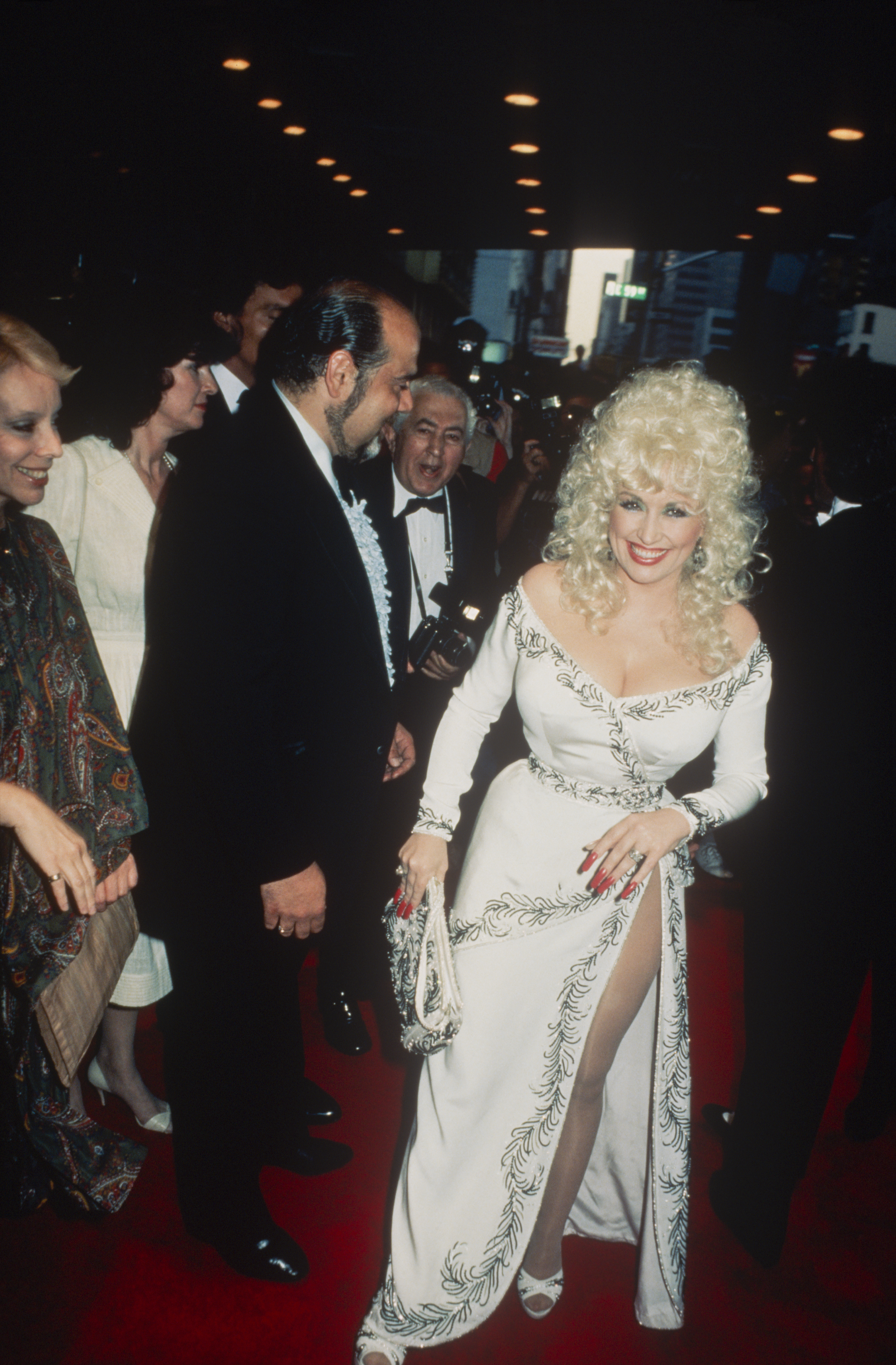 Dolly Parton lors d'un événement officiel, vers 1970 à New York. | Source : Getty Images