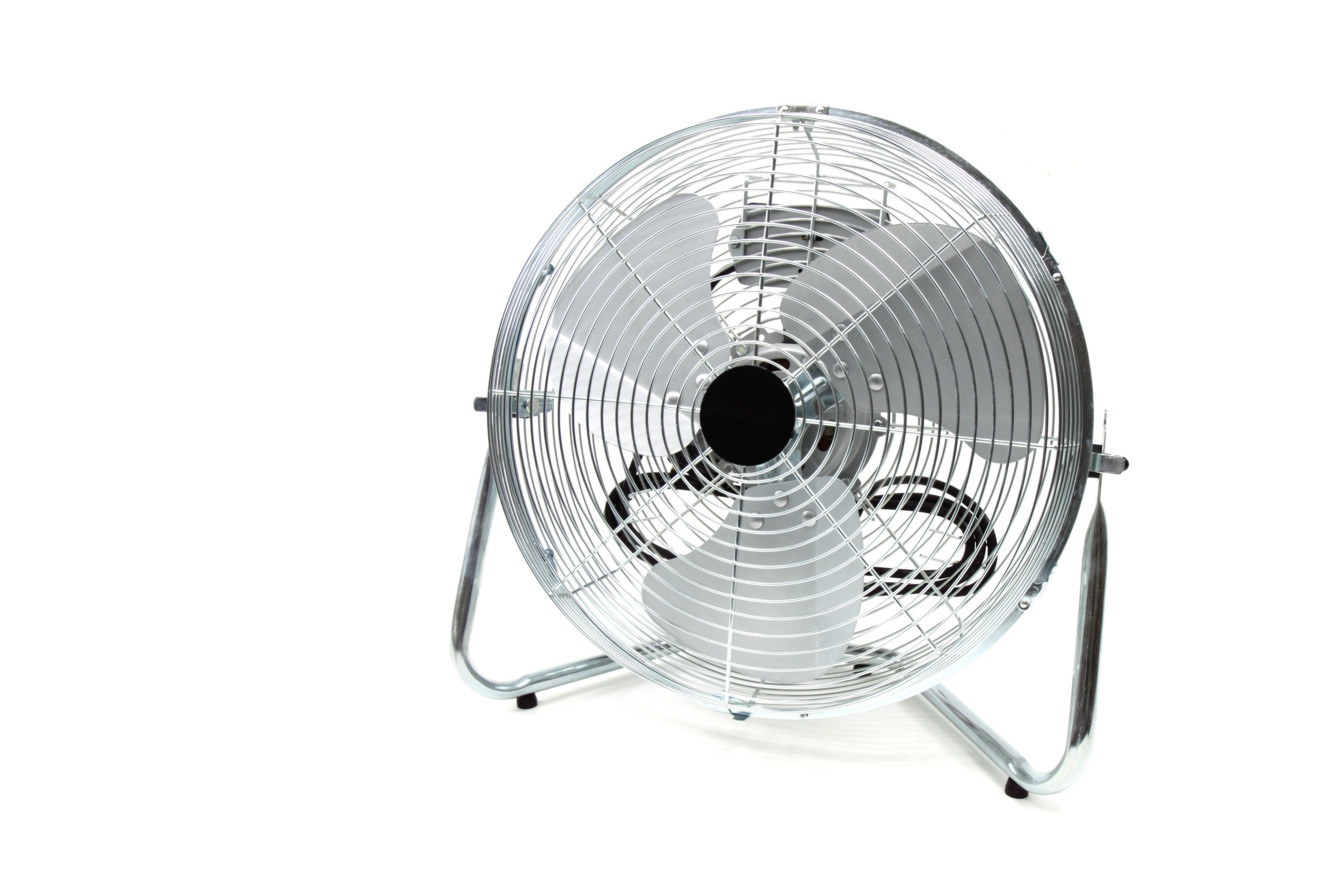 Un ventilateur, efficace pour chasser les moustiques. | Photo : Pexels.