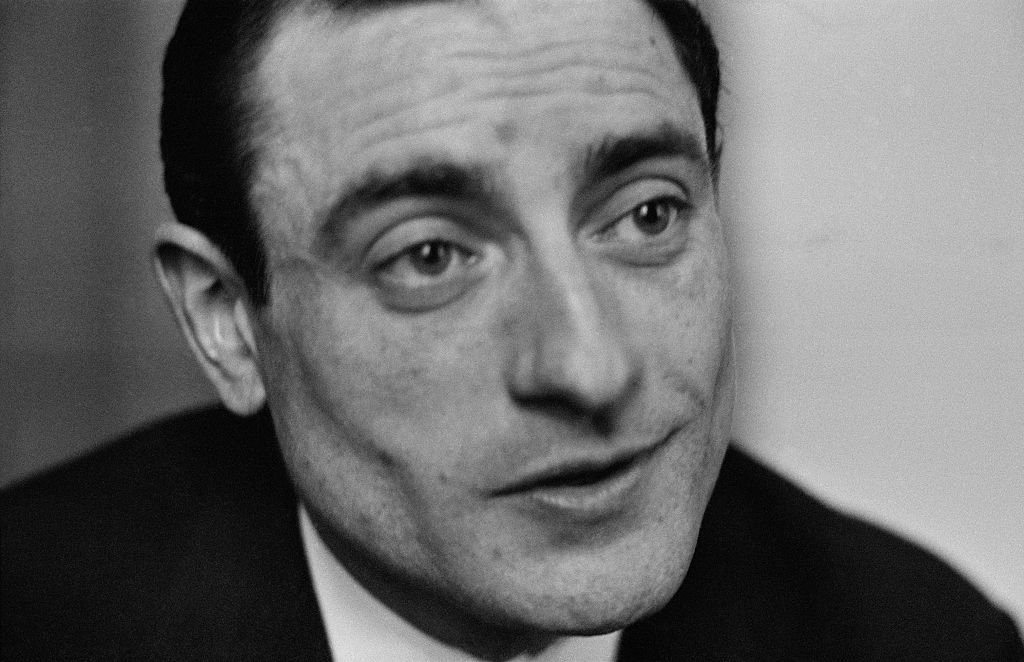 L'acteur et réalisateur français Pierre Etaix, à Paris, France, vers 1960 . | Photo : Getty Images