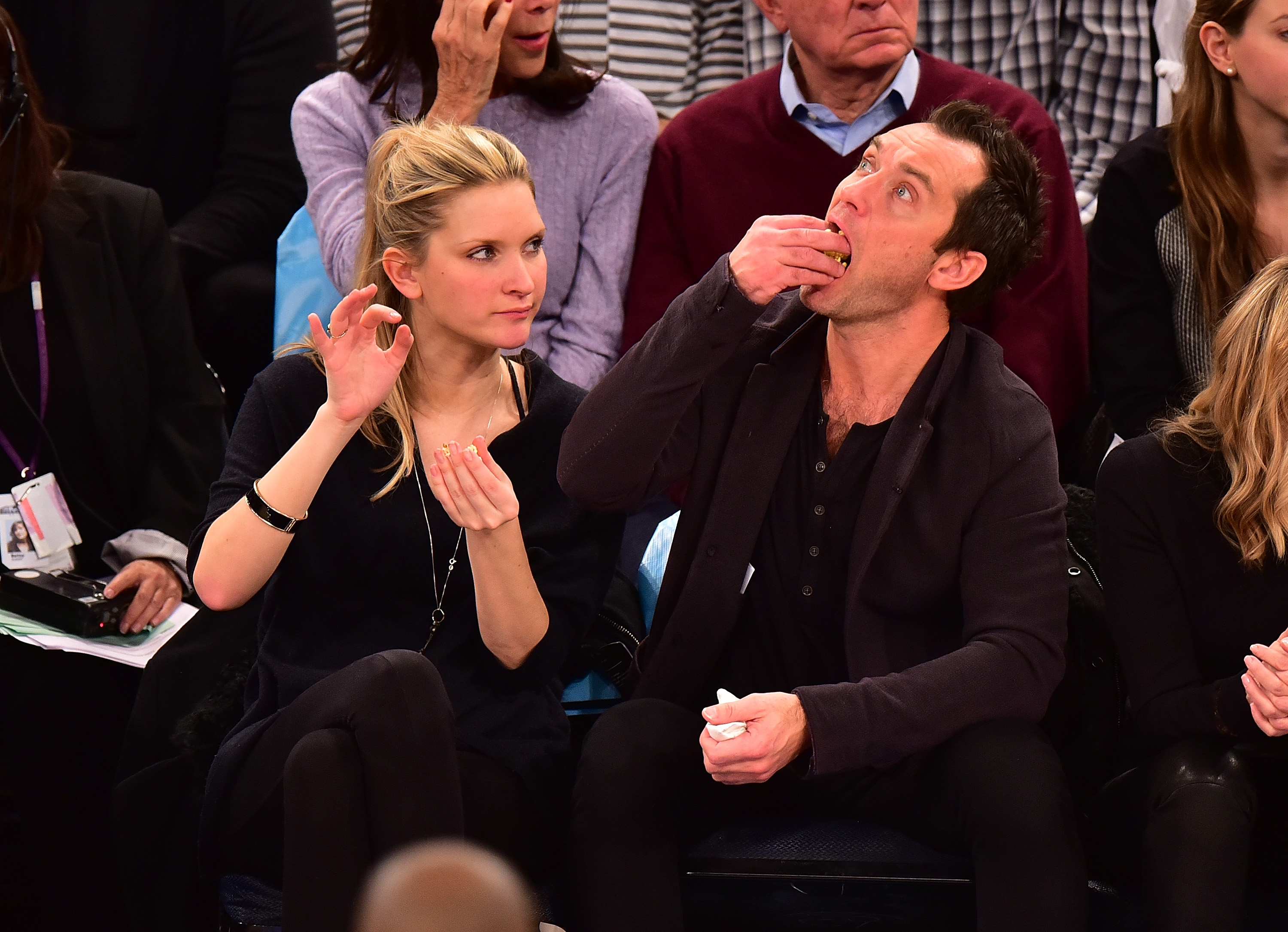 Phillipa Coan et Jude Law photographiés au Madison Square Garden le 26 février 2016 | Source : Getty Images