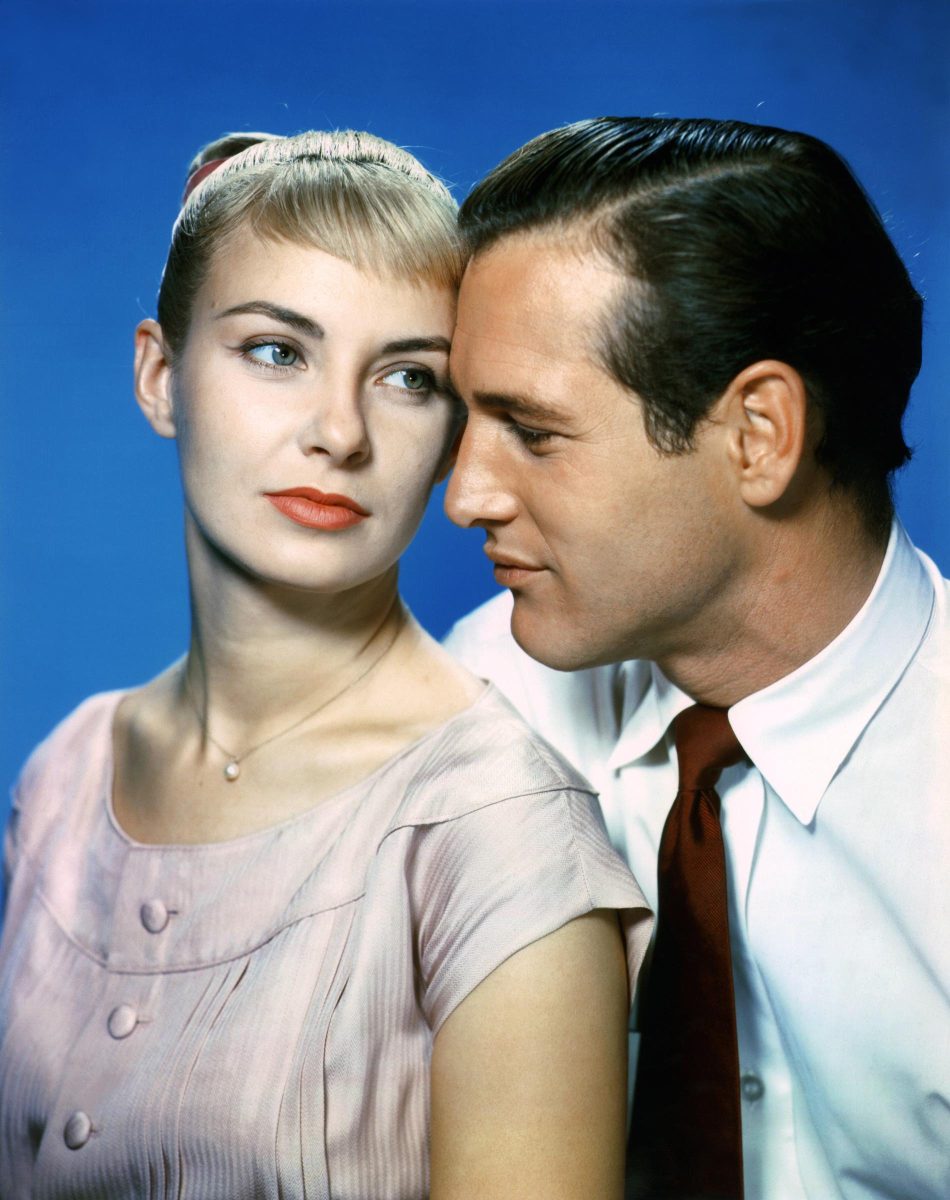 Paul Newman et Joanne Woodward sur le plateau de tournage de "Les Feux de l'été", 1958 | Source : Getty Images