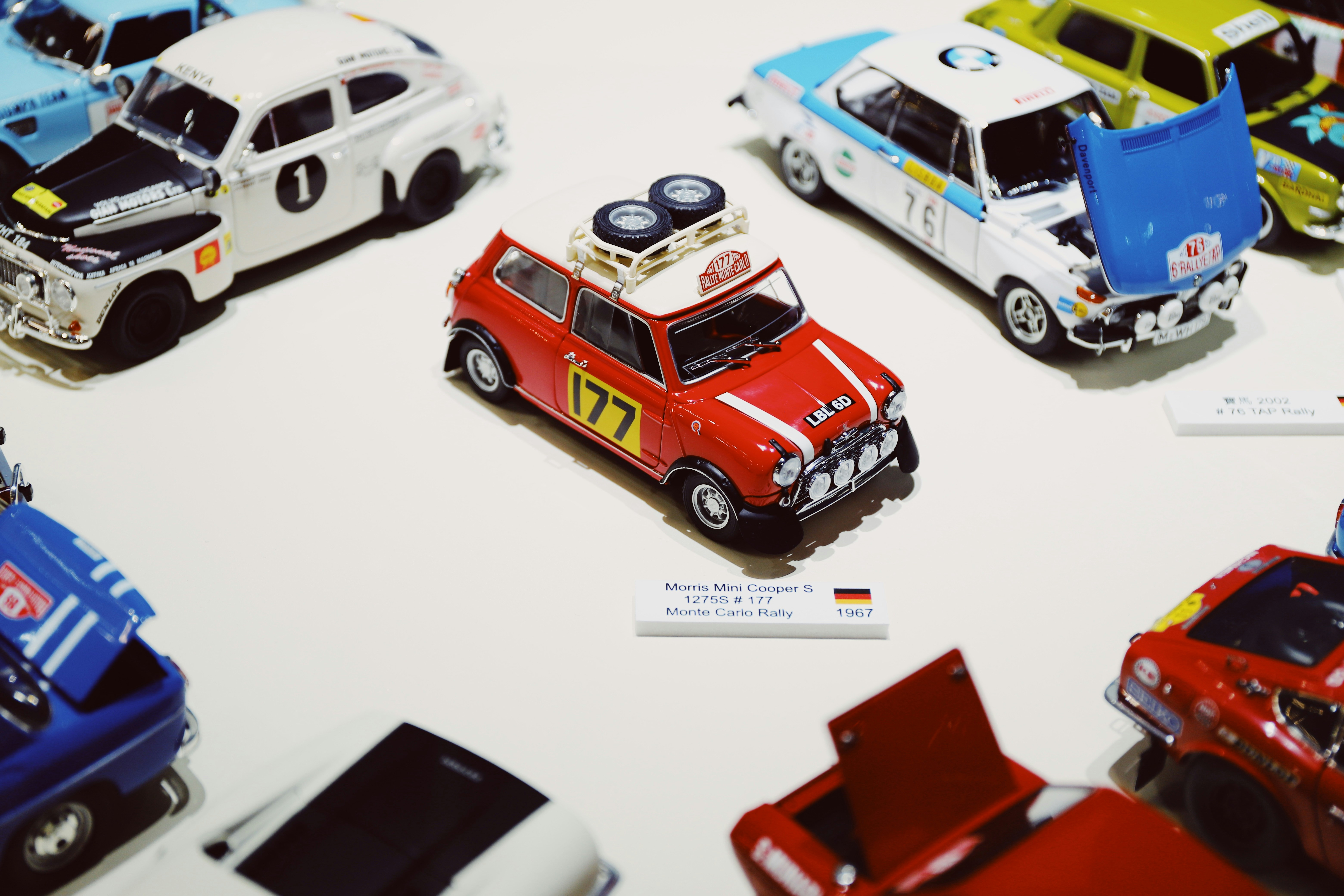Une collection de voitures jouets | Source : Unsplash
