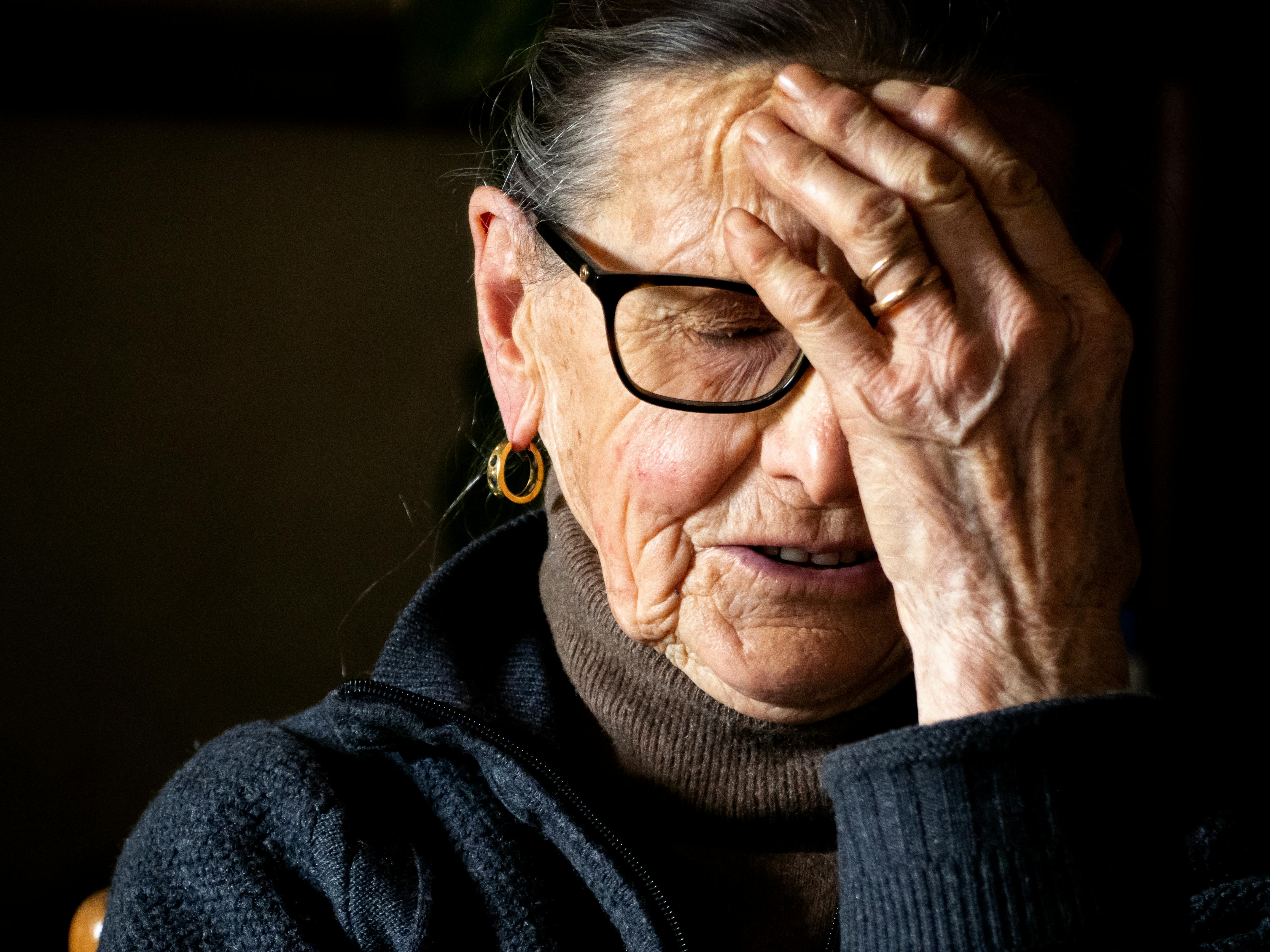 Femme âgée contrariée | Source : Pexels