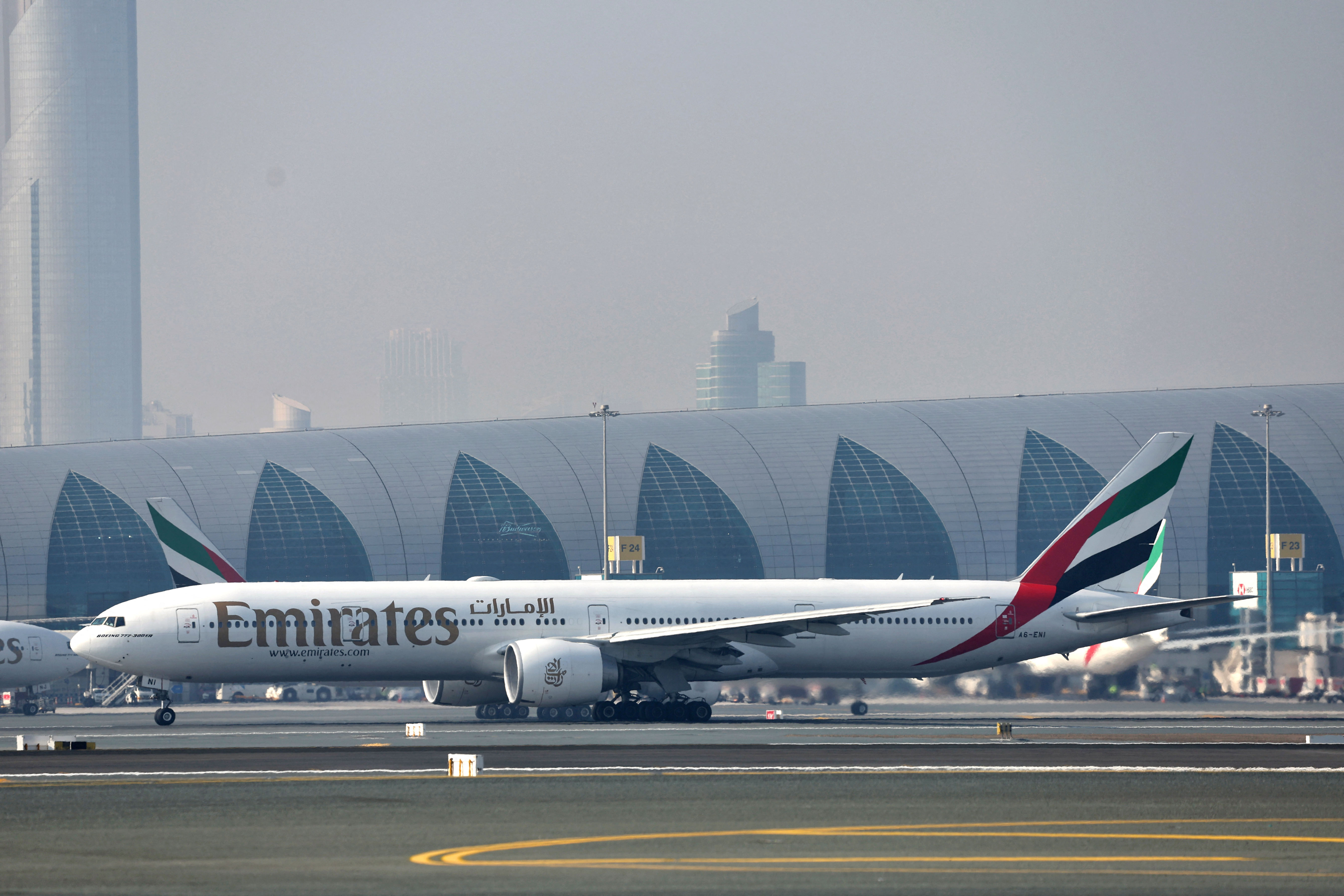 Des avions sur le tarmac de l'aéroport international de Dubaï, le 30 janvier 2023 | Source : Getty Images