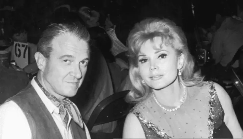 Zsa Zsa Gabor et son mari, Joshua S Cosden Jr à la soirée de charité SHARE Boomtown le 14 mai 1966 | Photo : Getty Images