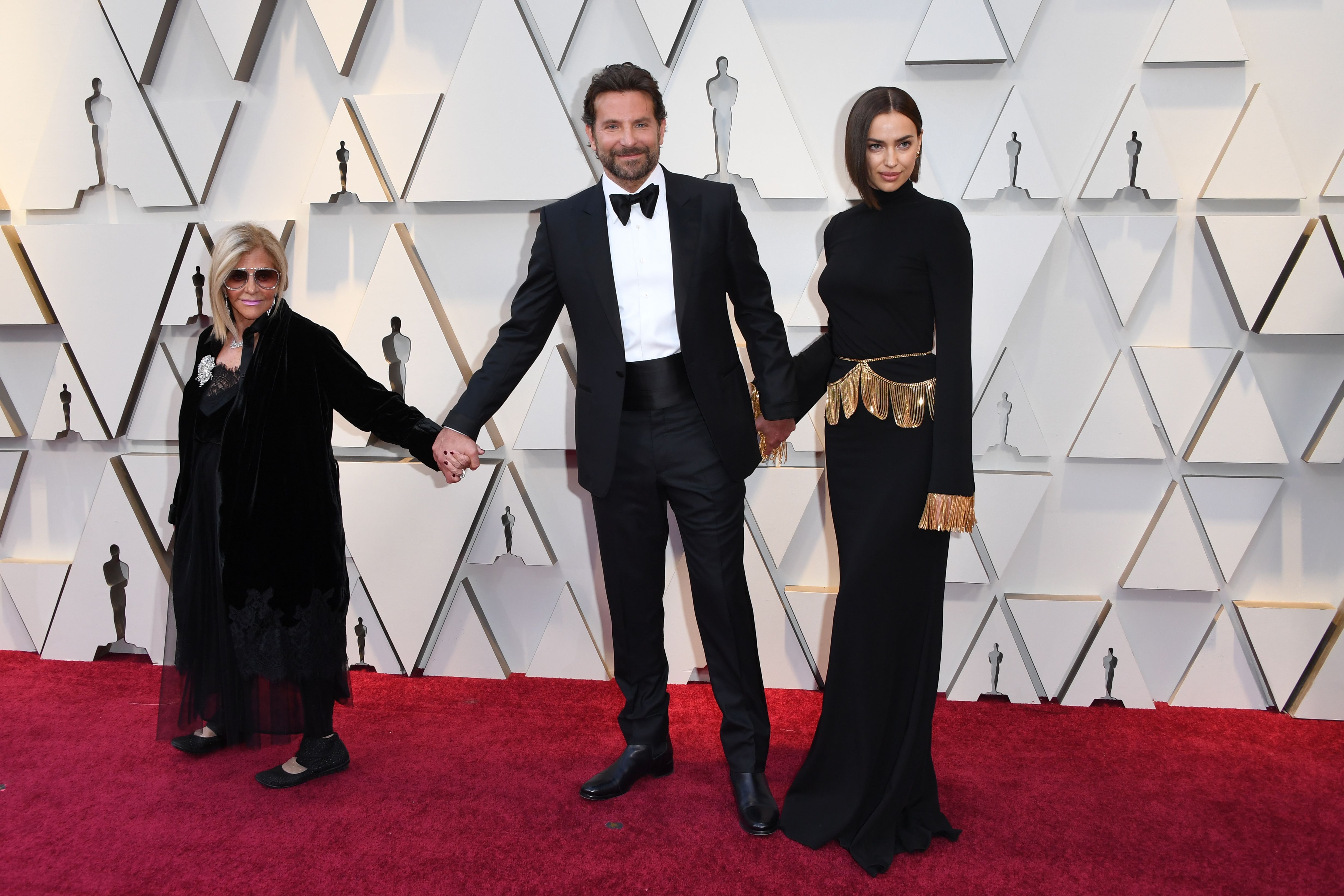 Gloria Campano, Bradley Cooper et Irina Shayk lors de la 91e cérémonie annuelle des Oscars en 2019 | Source : Getty Images