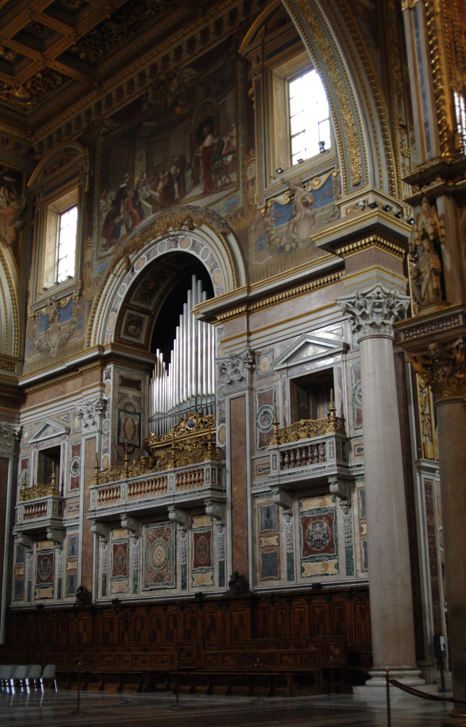 À l'intérieur de la basilique Saint-Jean-de-Latran à Rome, en Italie. | Source : Getty Images