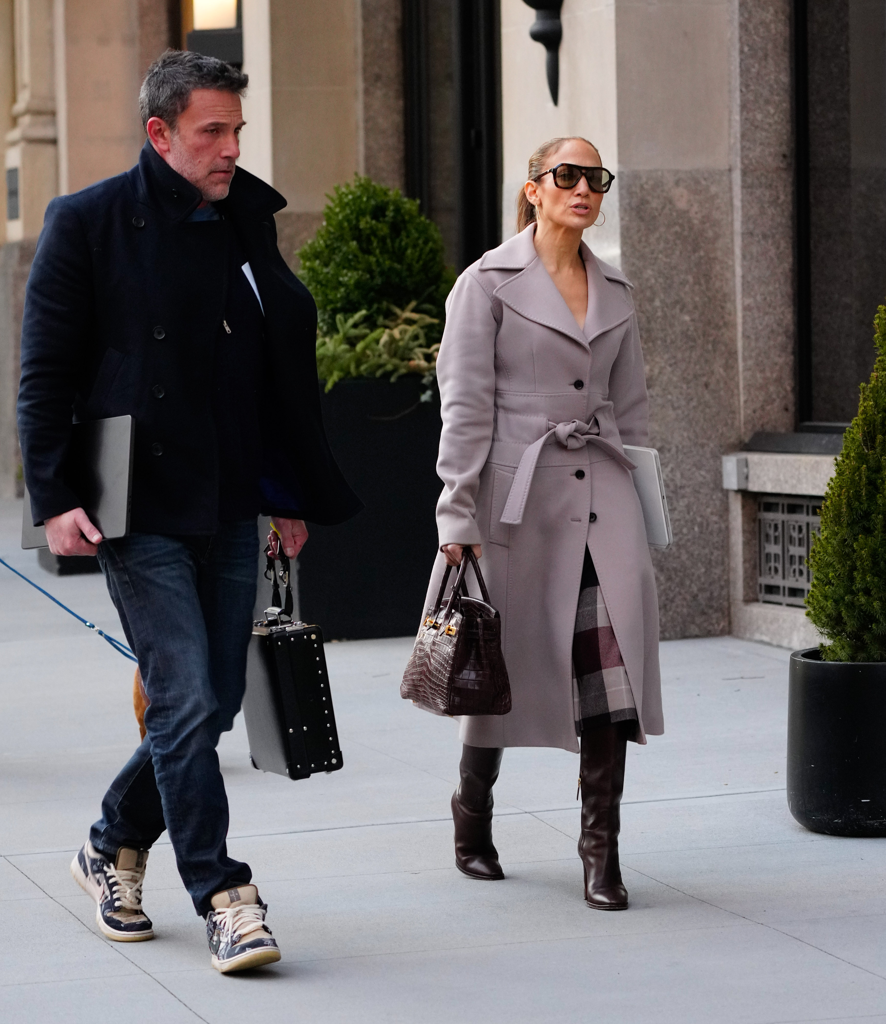 Ben Affleck et Jennifer Lopez repérés lors d'une sortie à New York le 29 mars 2024 | Source : Getty Images