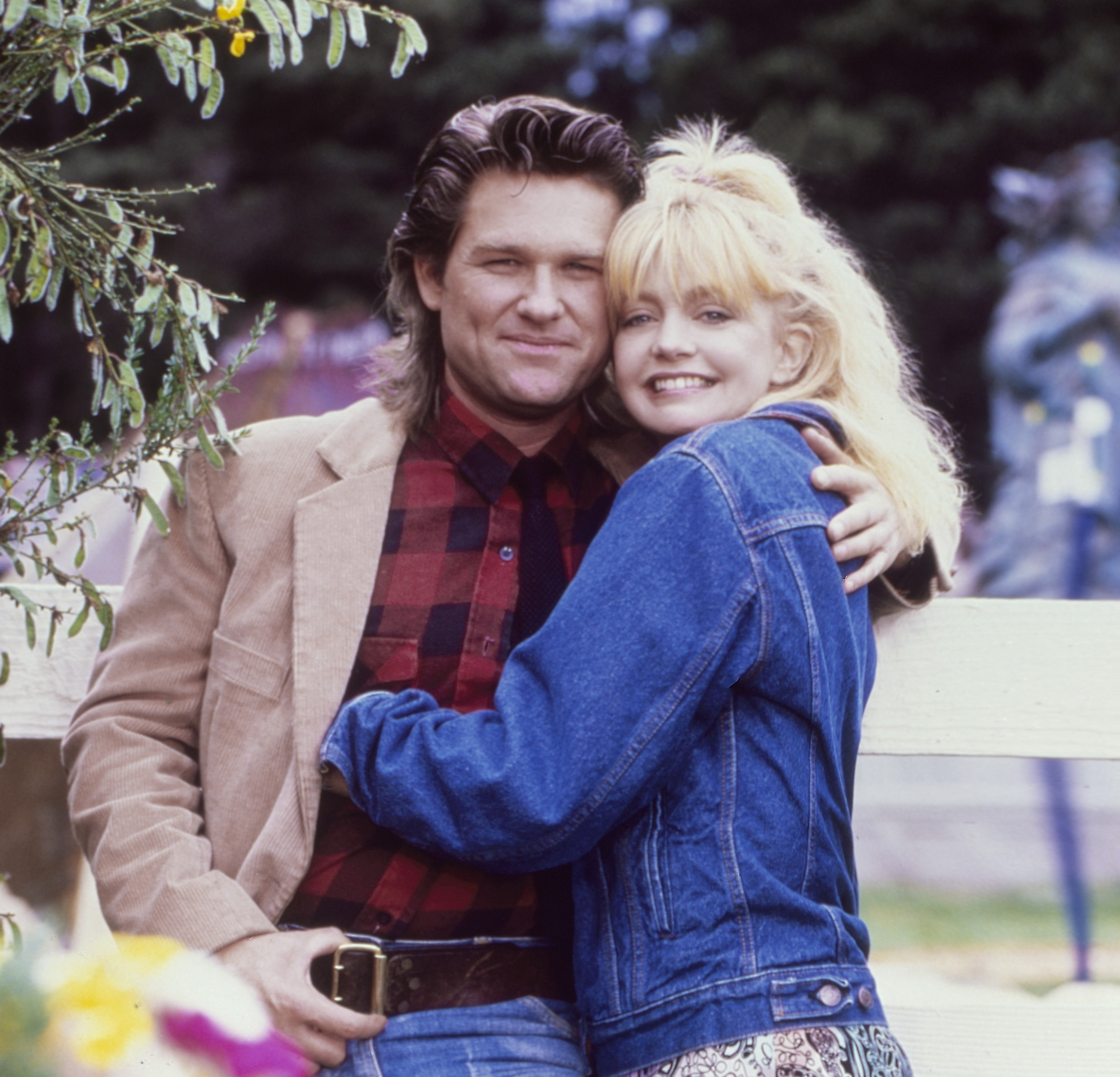 Goldie Hawn et Kurt Russell posent pour un portrait en octobre 1987 | Source : Getty Images