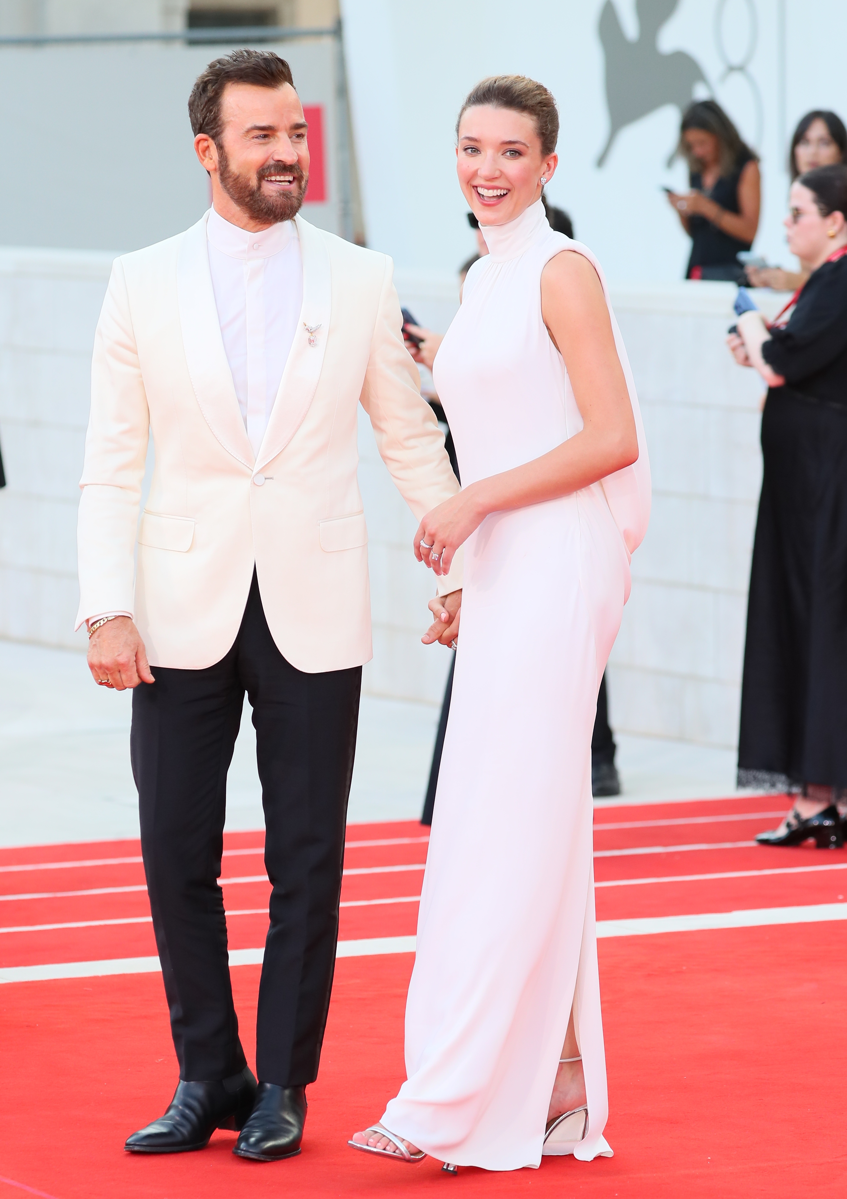 Justin Theroux et Nicole Brydon Bloom | Source : Getty Images