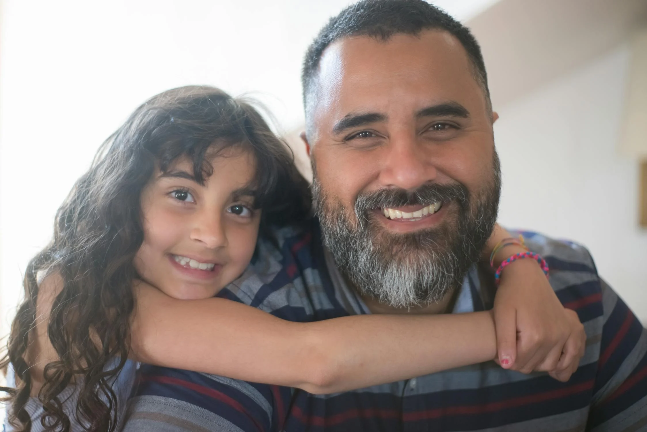 Un père et sa fille | Source : Pexels