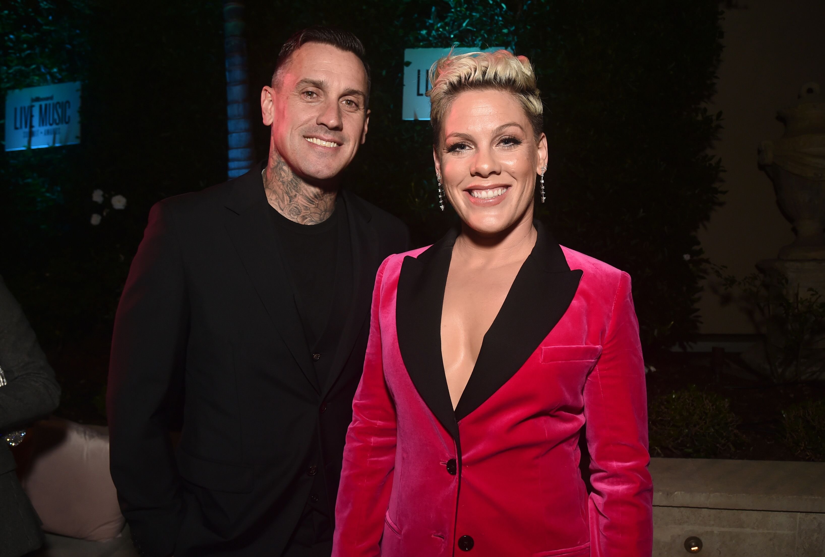 Carey Hart et Pink au sommet de la cérémonie des Billboard's LIve Music Summit and Awards. | Photo : Getty Images
