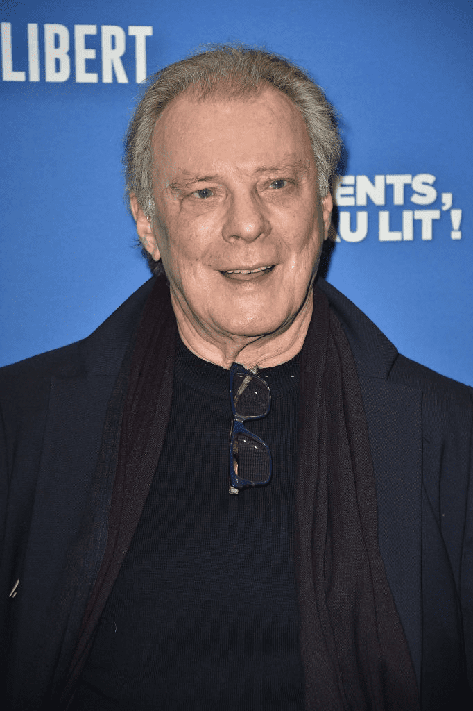 PARIS, FRANCE - 27 MARS : Le chanteur Herbert Léonard assiste à la première parisienne de "Les Dents, Pipi Et Au Lit" à l'UGC Cine Cite des Halles le 27 mars 2018 à Paris, France. | Photo : Getty Images