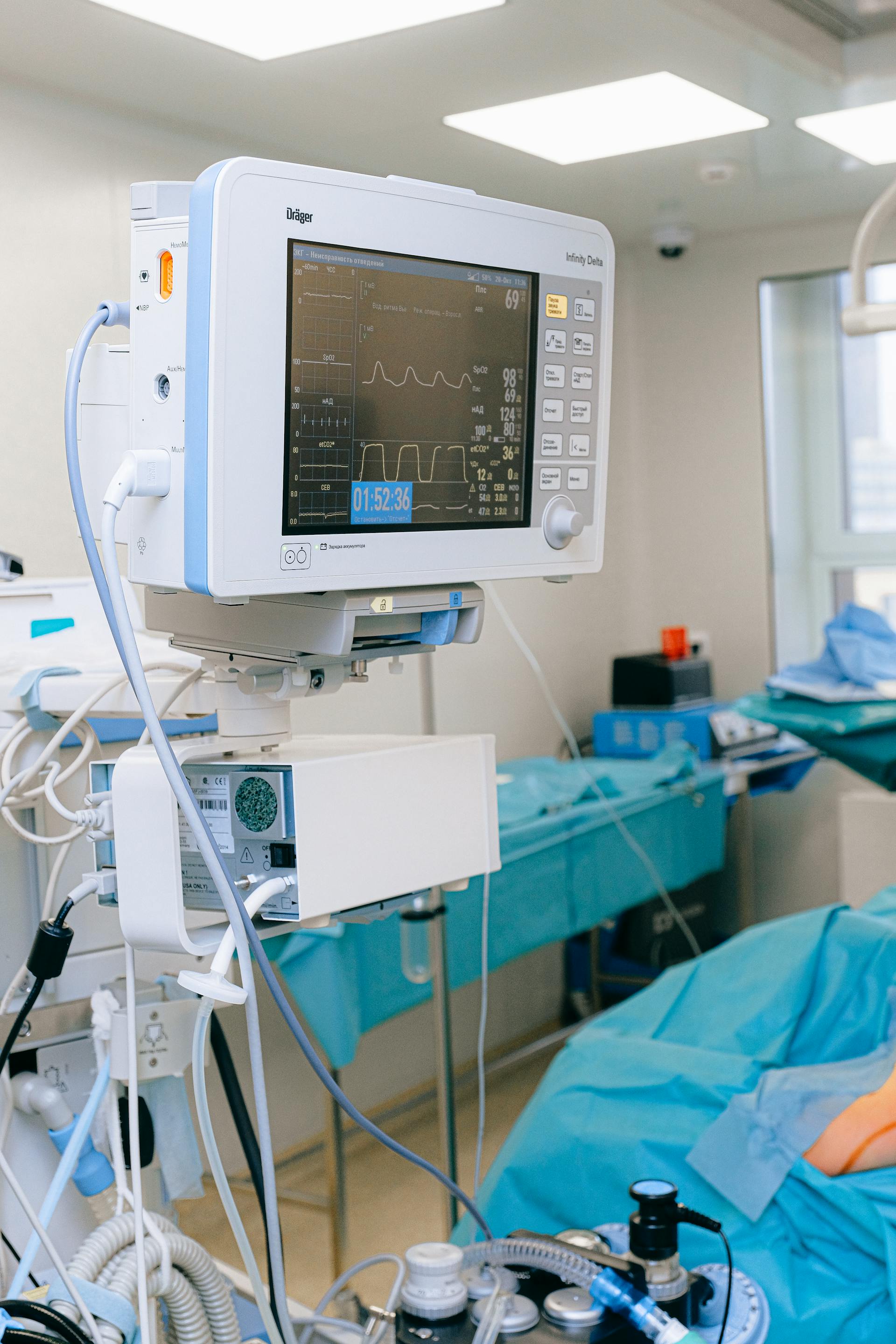 Équipement médical dans une chambre d'hôpital | Source : Pexels