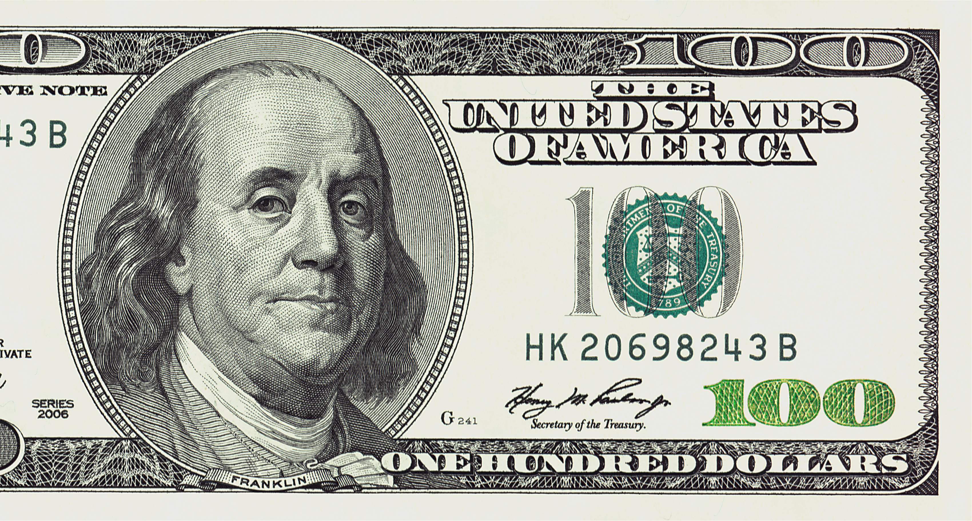 Un billet de cent dollars | Source : Shutterstock