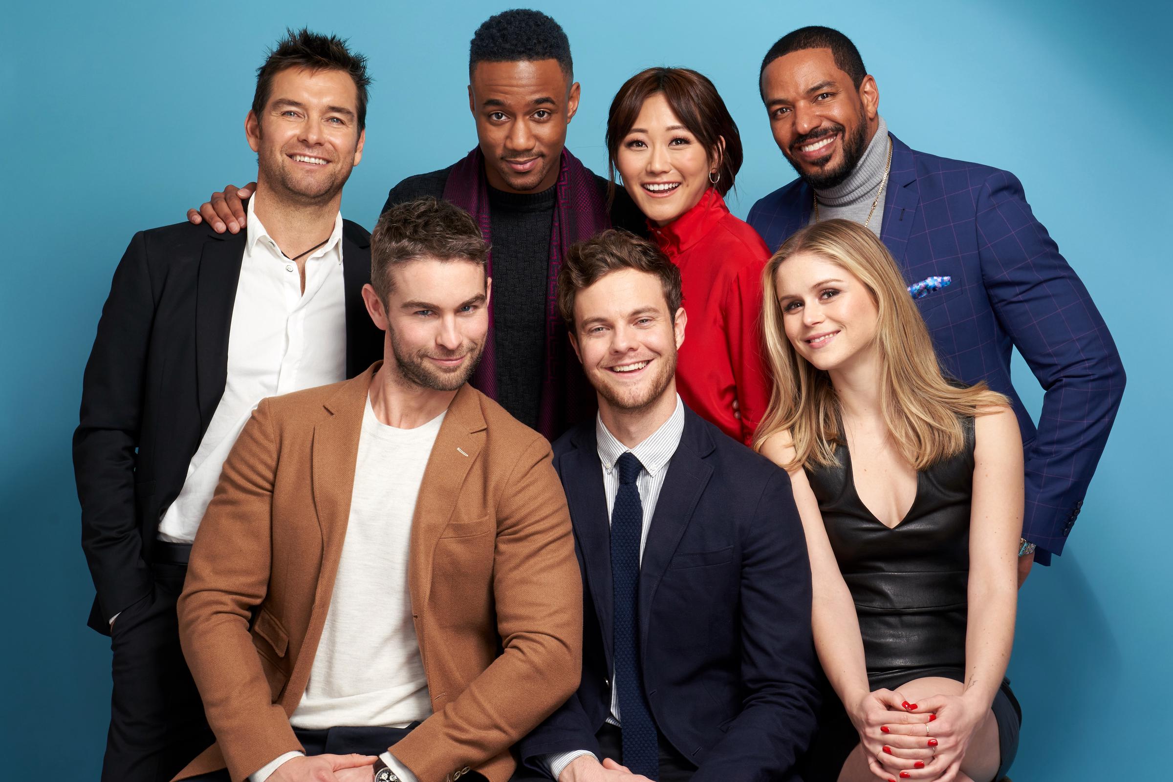 Antony Starr, Jessie Usher, Karen Fukuhara, Laz Alonso, Chace Crawford, Jack Quaid et Erin Moriarty de "The Boys" posent pour un portrait à Pasadena, en Californie, le 13 février 2019 | Source : Getty Images