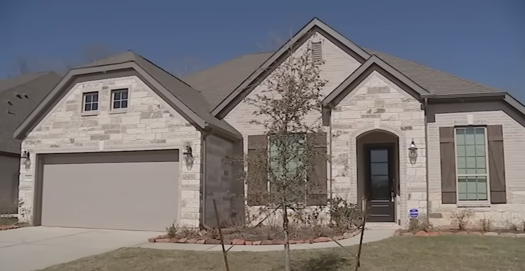 La maison de Raven Yates, en 2023. | Source : youtube.com/@ABC13Houston