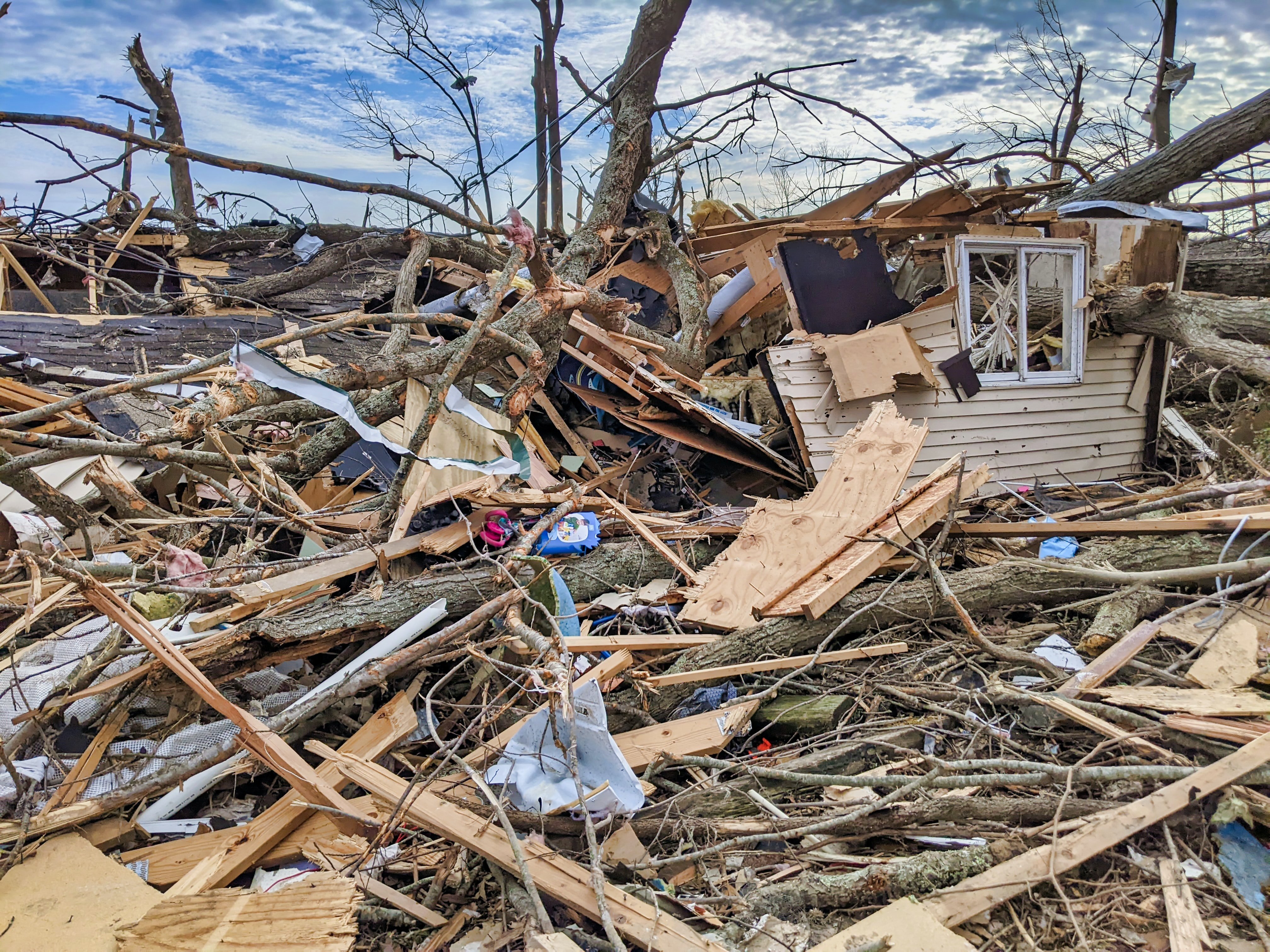 La maison de Diane a été détruite par une tornade. | Source : Unsplash