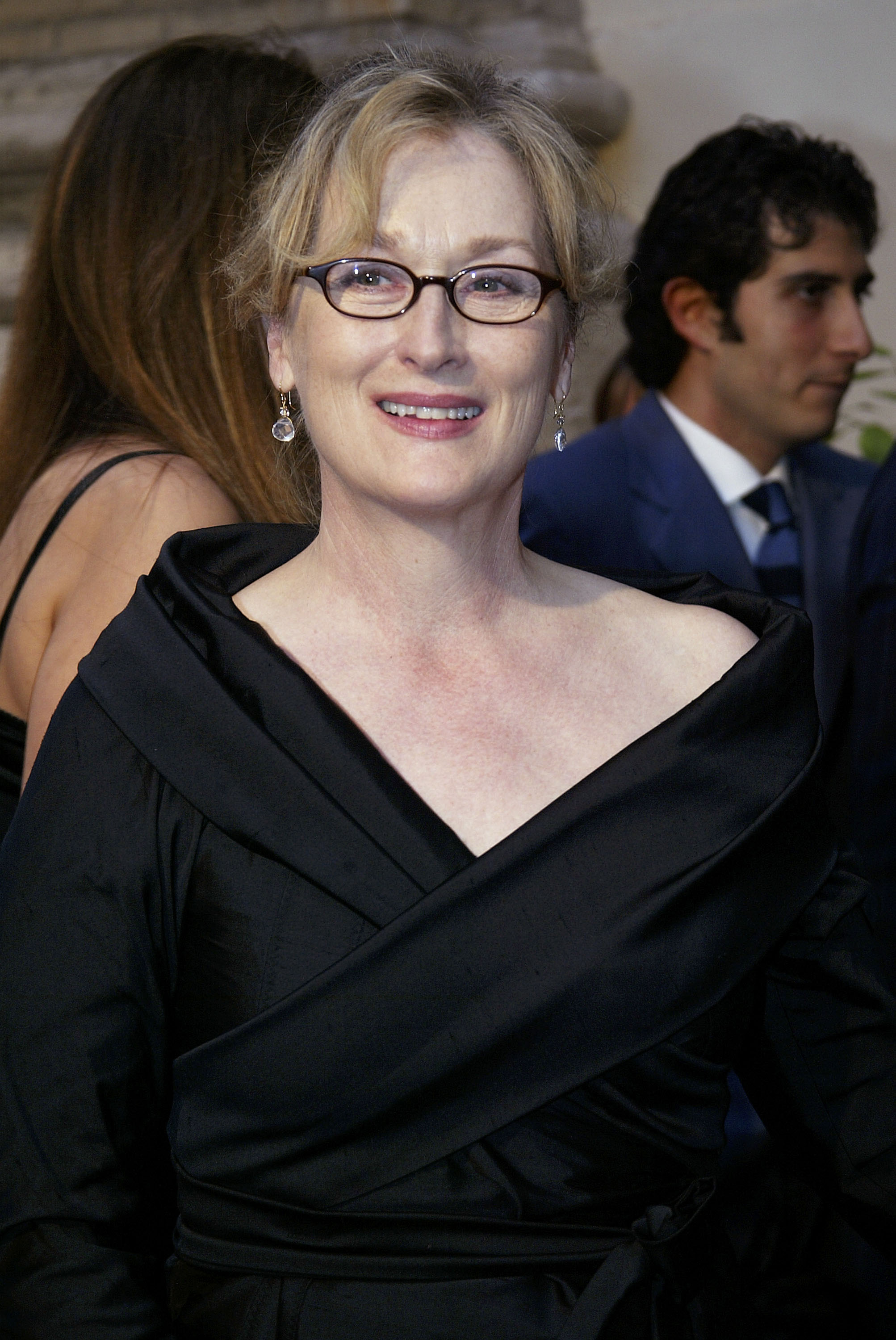 Meryl Streep assiste à l'exposition de peintures de Robert De Niro Sr. le 16 mai 2005 | Source : Getty Images