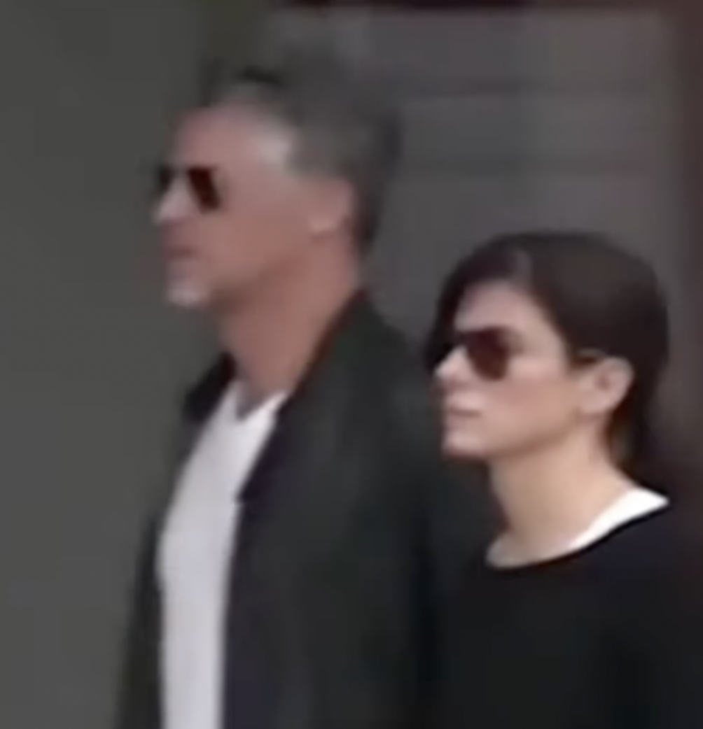 Sandra Bullock et Bryan Randall en 2020 | Source : youtube.com/@UStonight